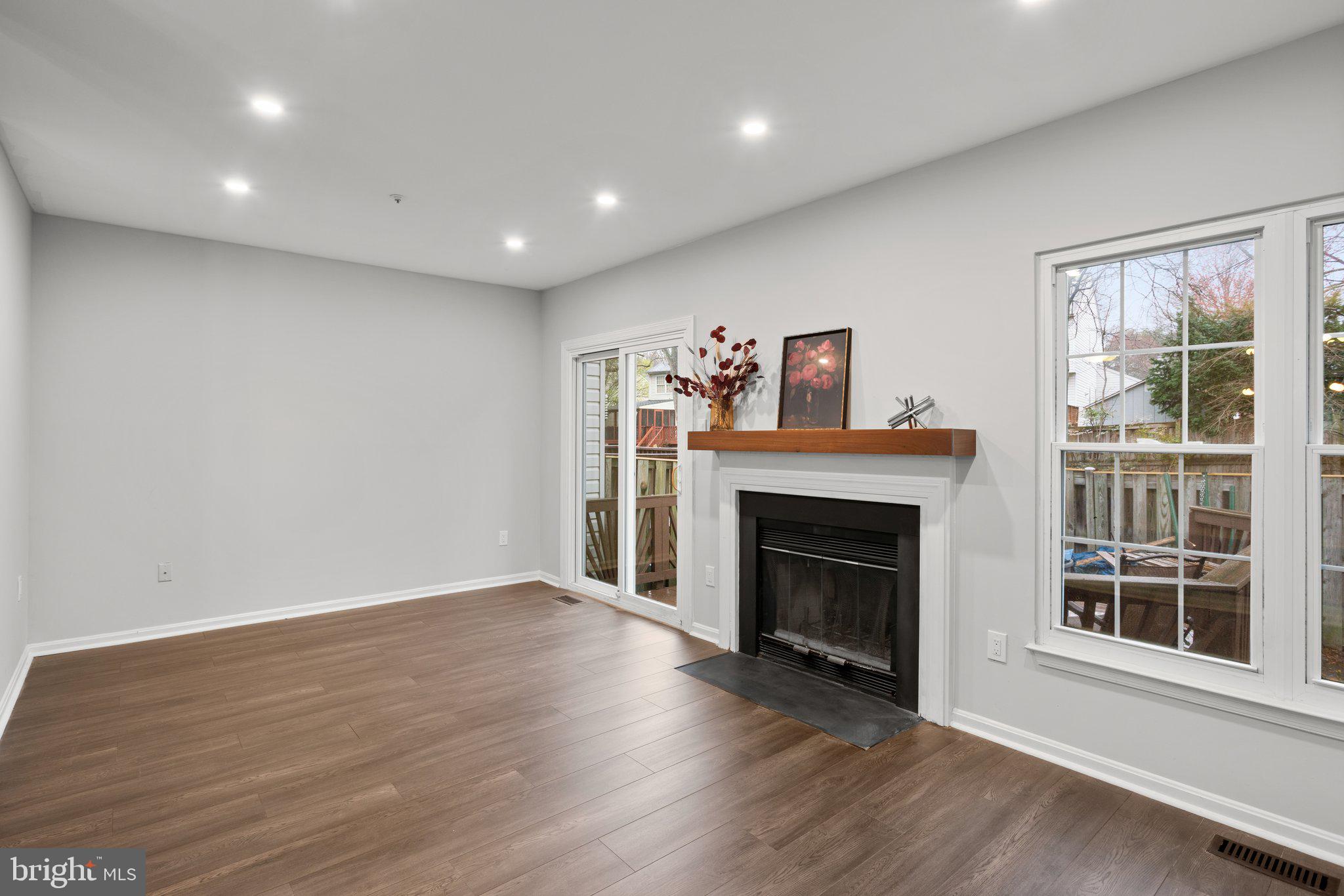 QUAIL RUN SOUTH - Residential