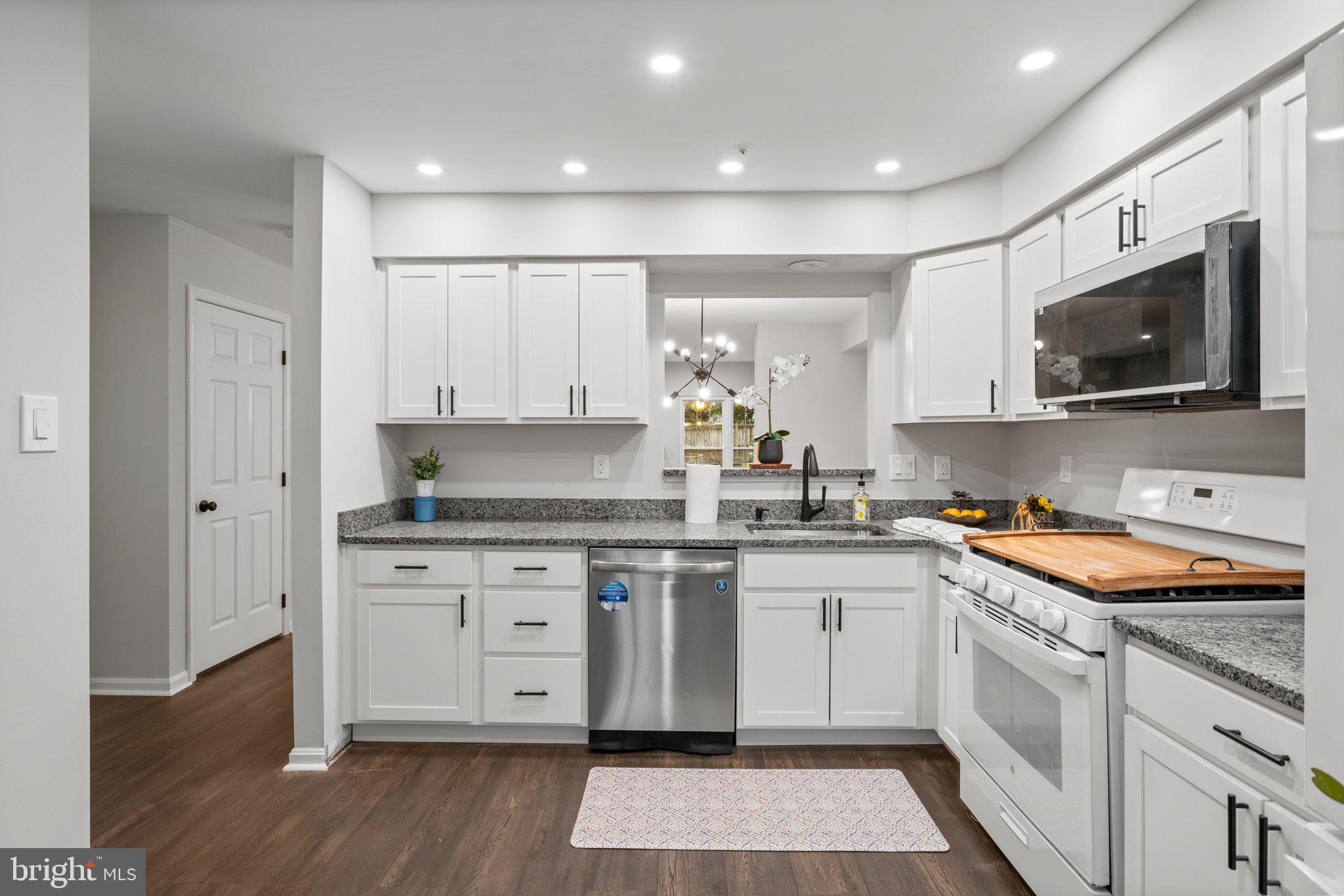 QUAIL RUN SOUTH - Residential