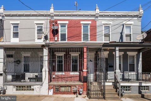 Townhouse For Sale - 1171 Lansdowne Avenue<br/> CAMDEN, NJ 08104