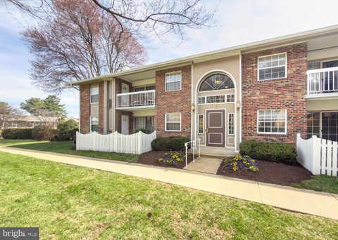 1954 KENNEDY DRIVE 201 MCLEAN VA 22102