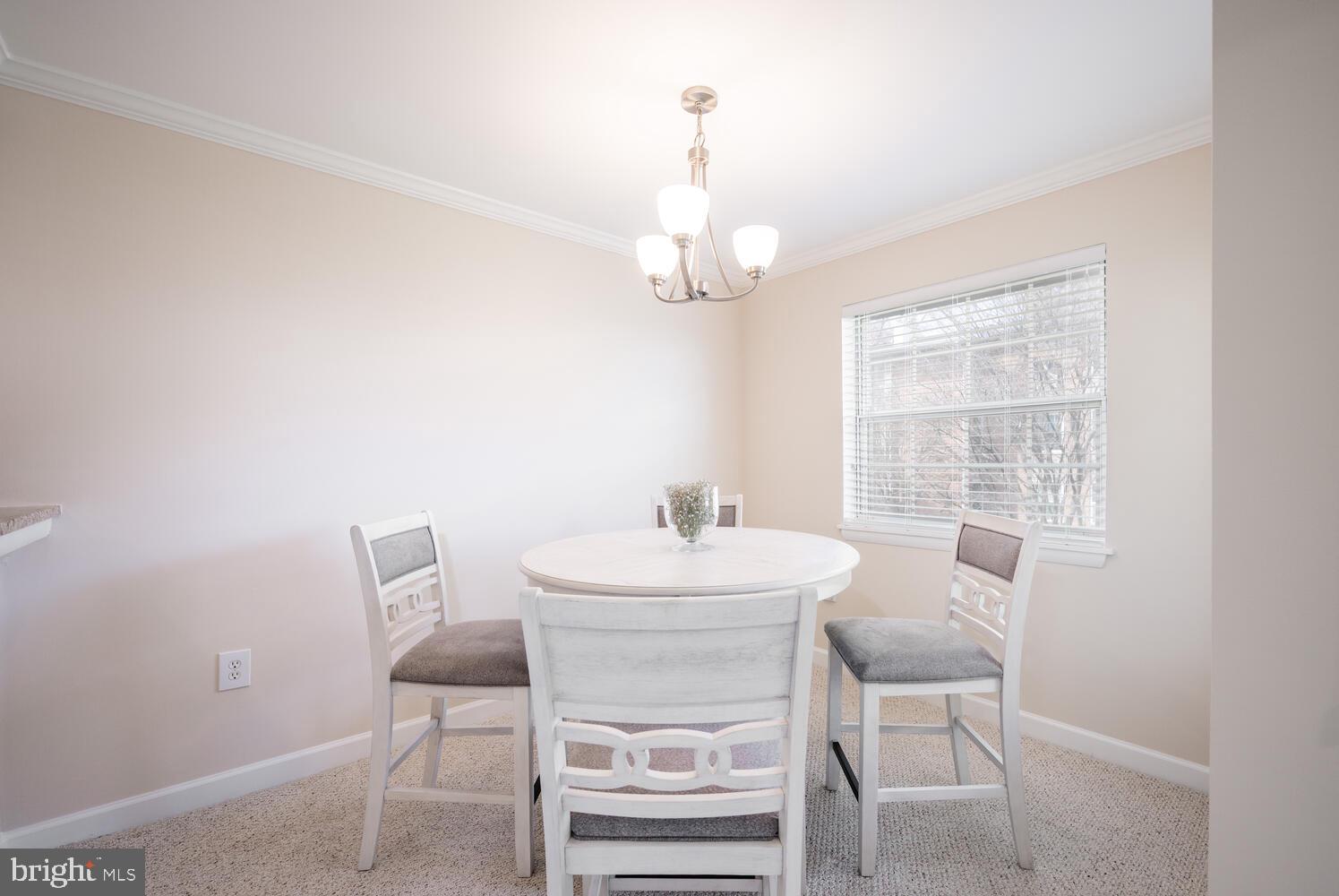 MC LEAN CHASE - Residential