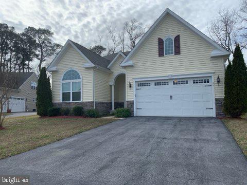 80 FAIRWAY DRIVE