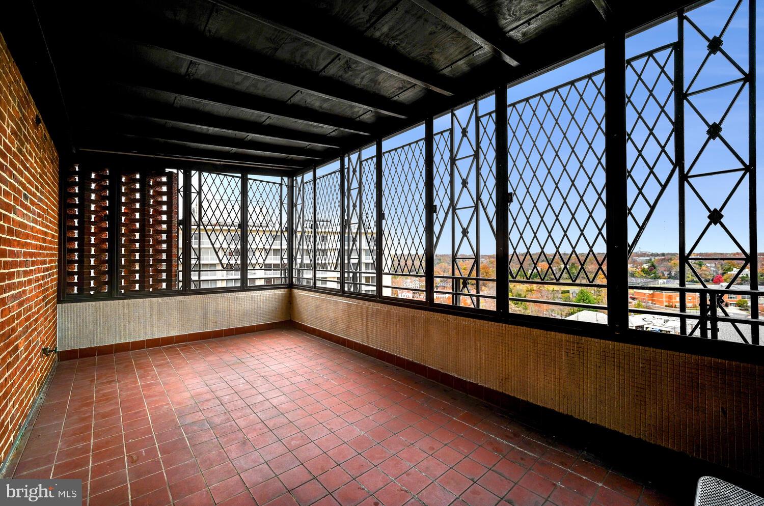 TUSCANY-CANTERBURY - Residential Lease
