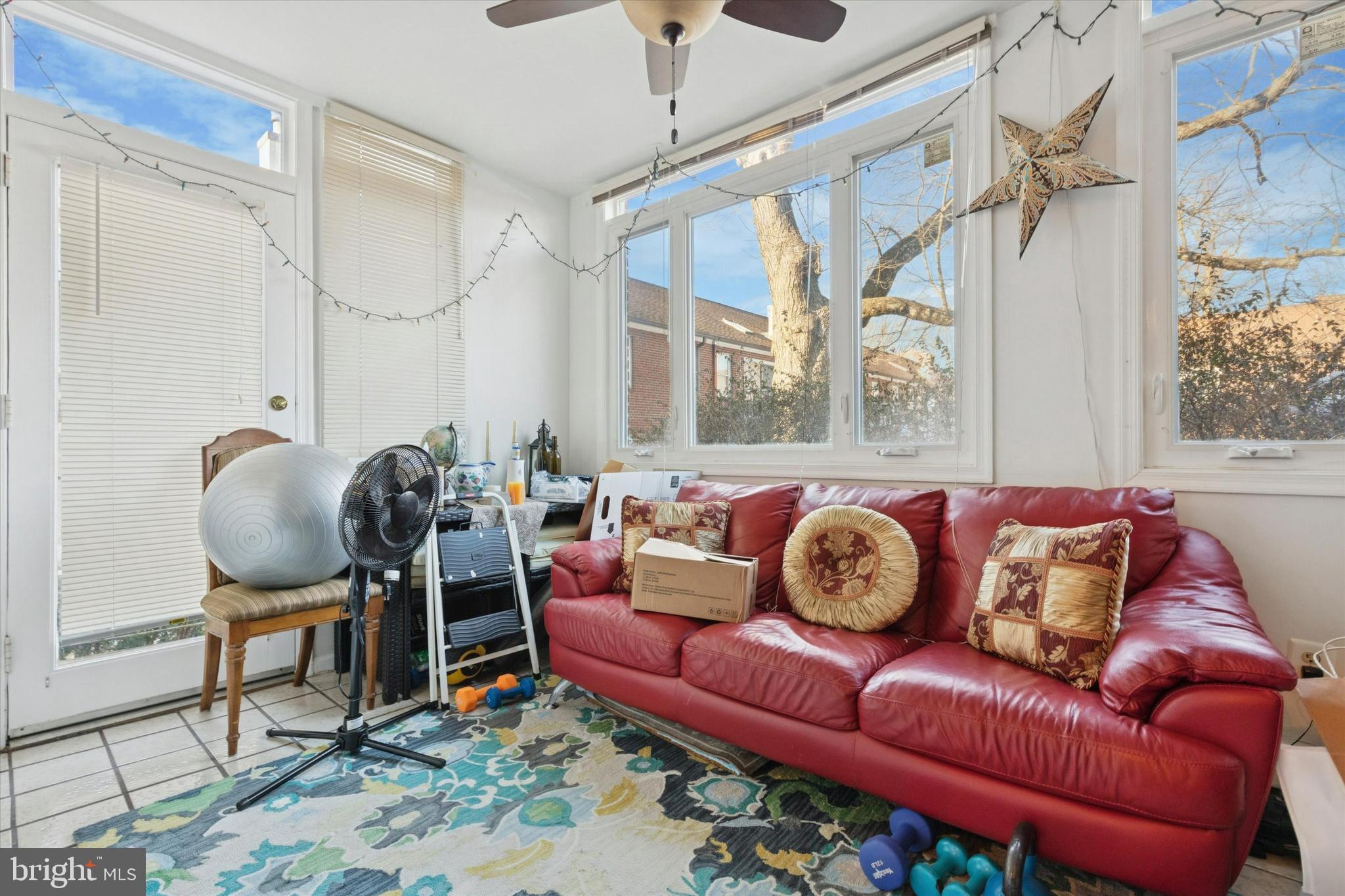 MAYFLOWER SQUARE - Residential