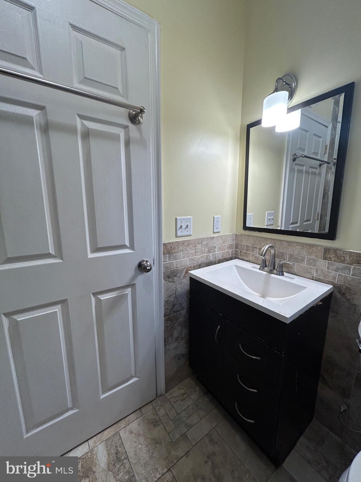 PHILADELPHIA - Residential Lease