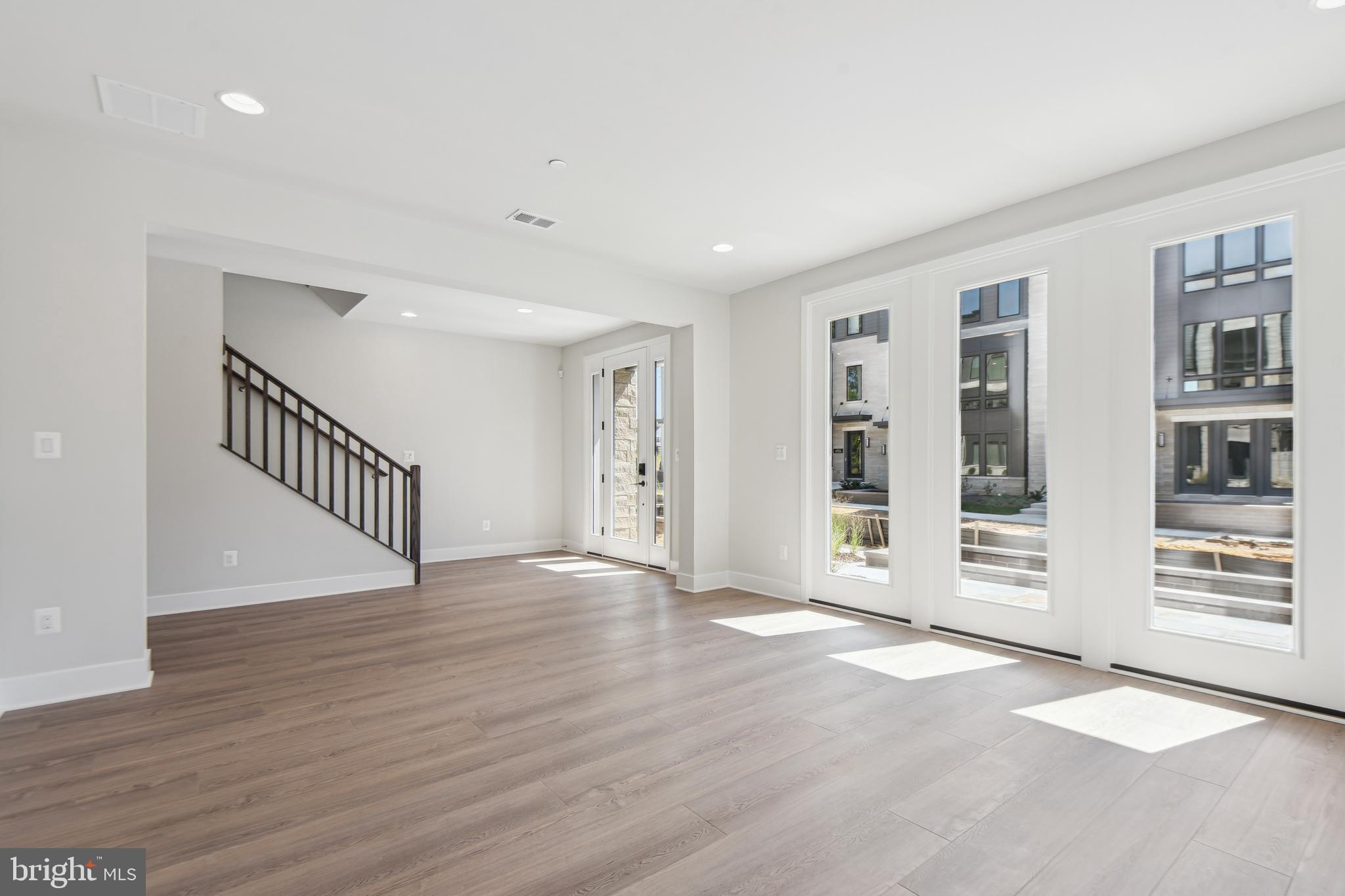 AMALYN - Residential