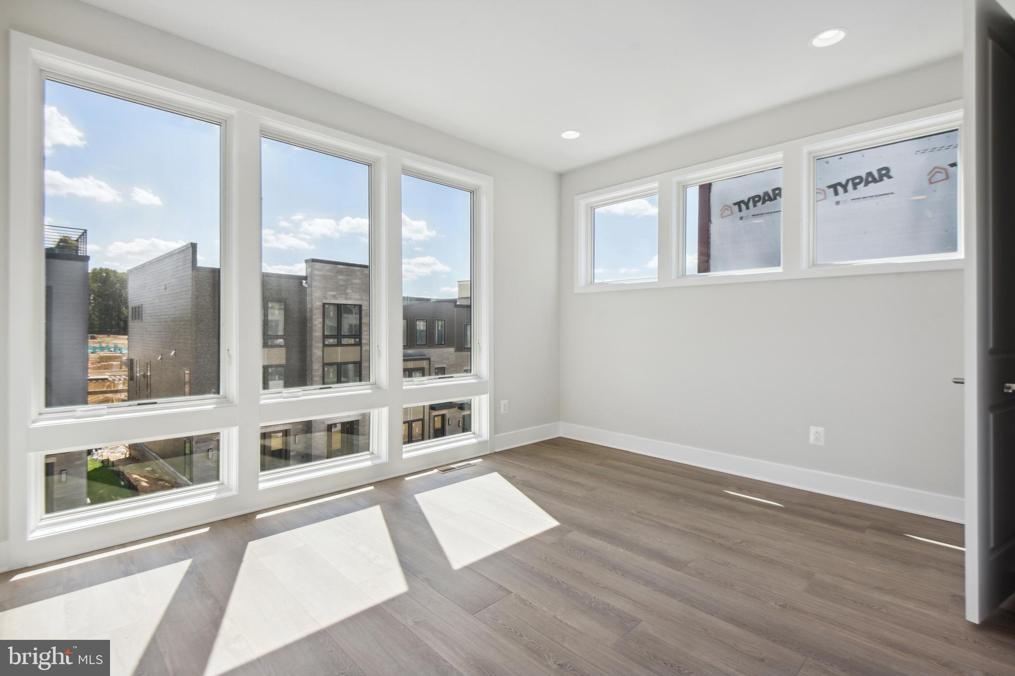 AMALYN - Residential