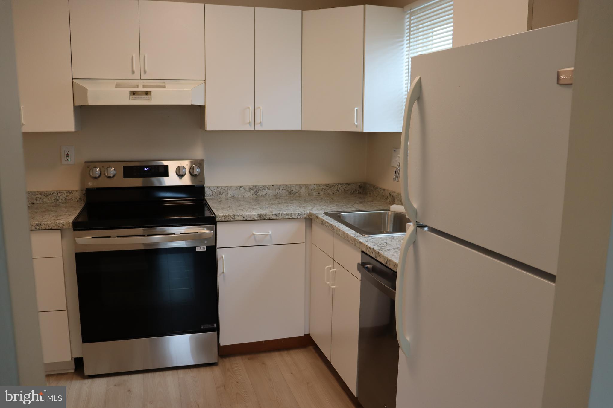 LAFAYETTE HILL - Residential Lease