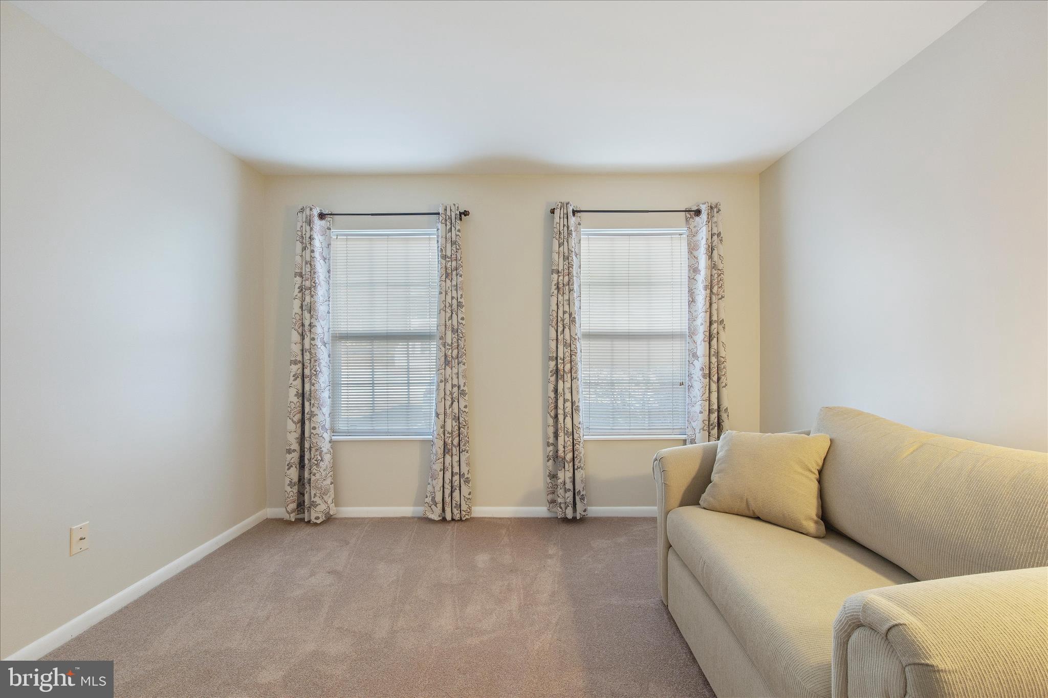 ANNAPOLIS OVERLOOK - Residential