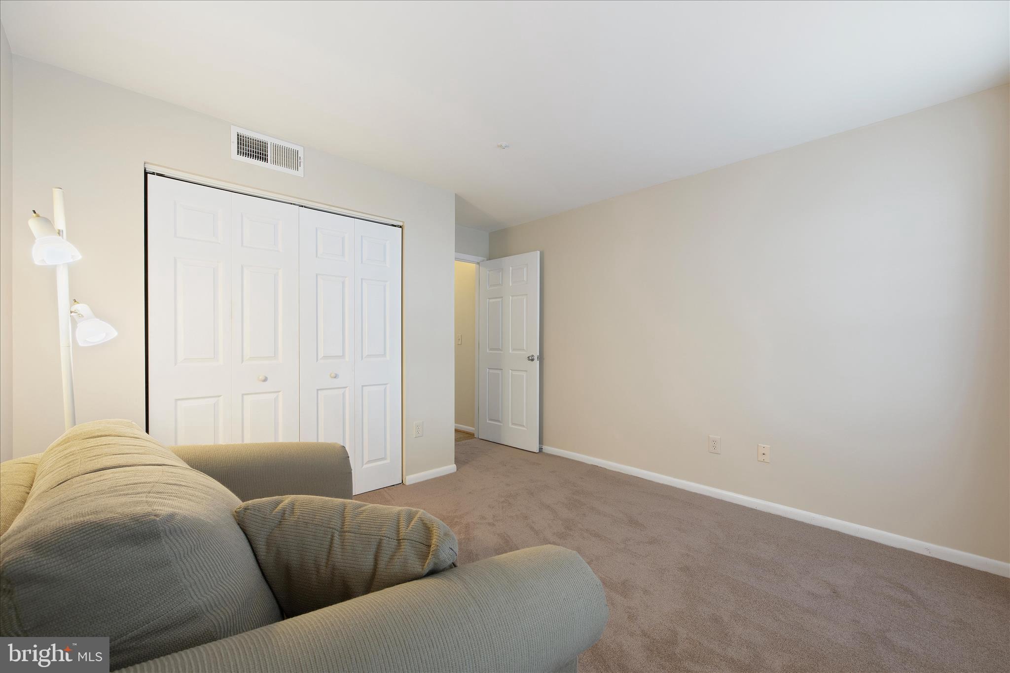 ANNAPOLIS OVERLOOK - Residential