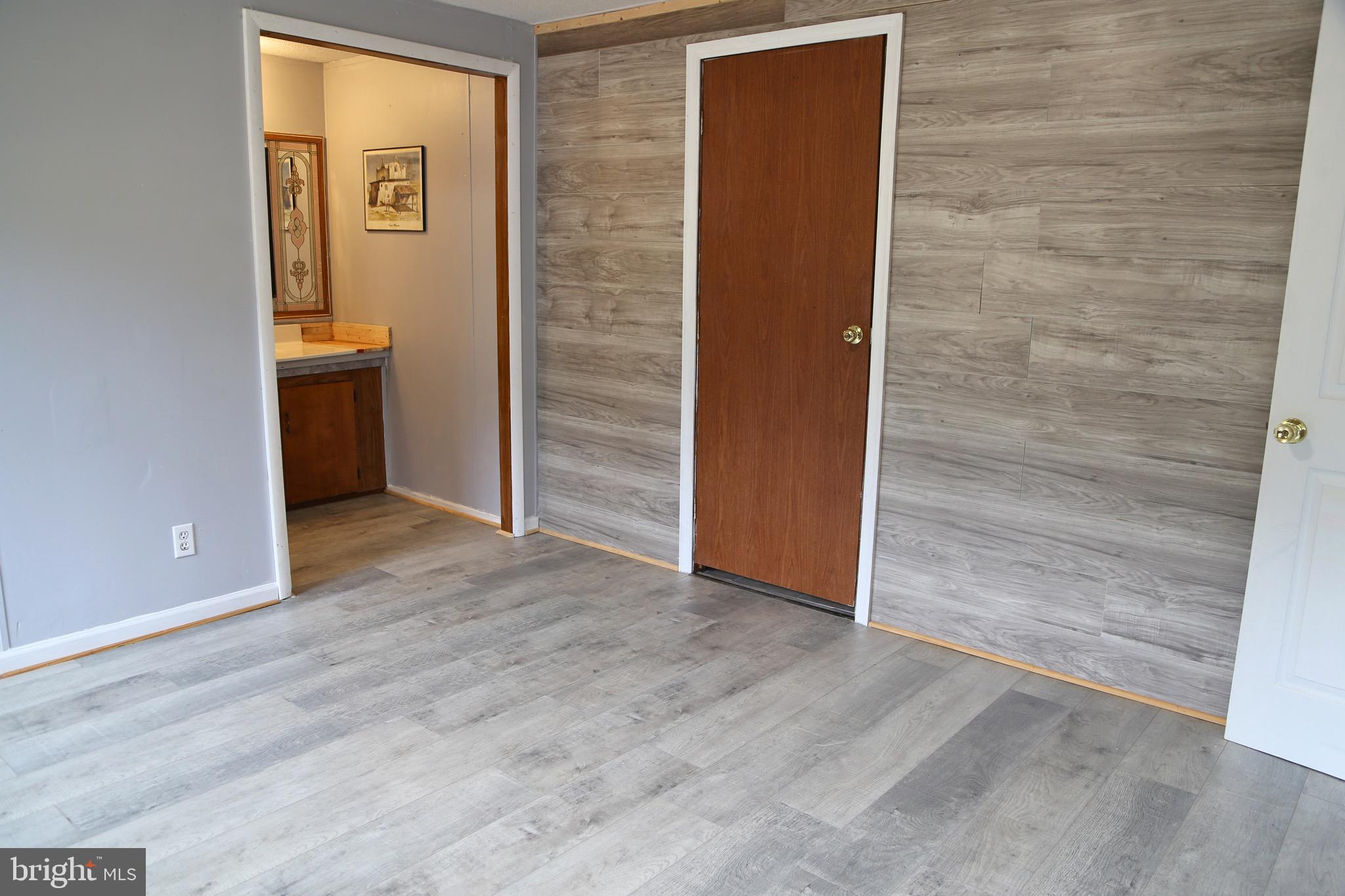 MATHIAS EST - Residential