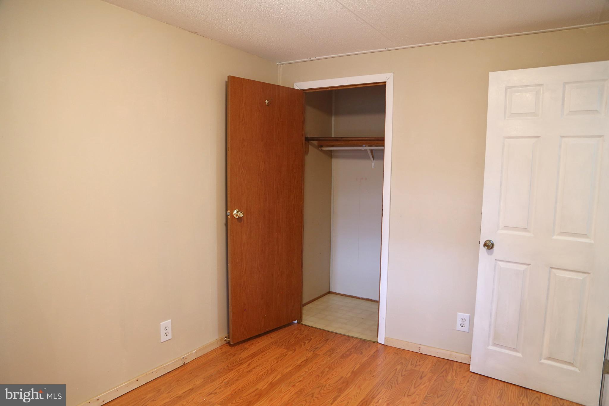 MATHIAS EST - Residential