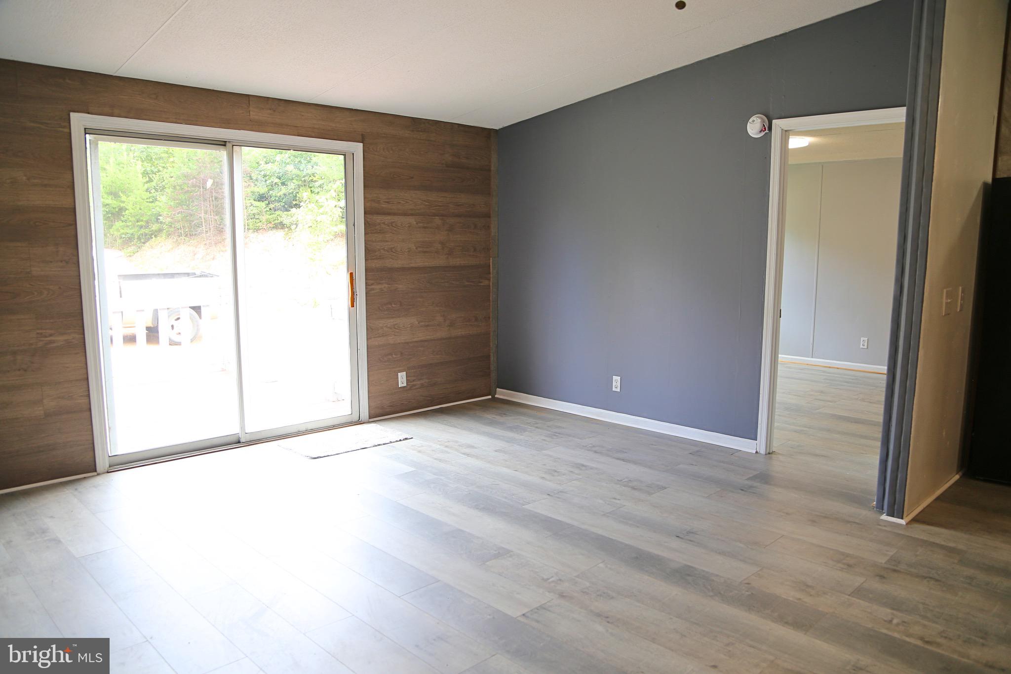 MATHIAS EST - Residential