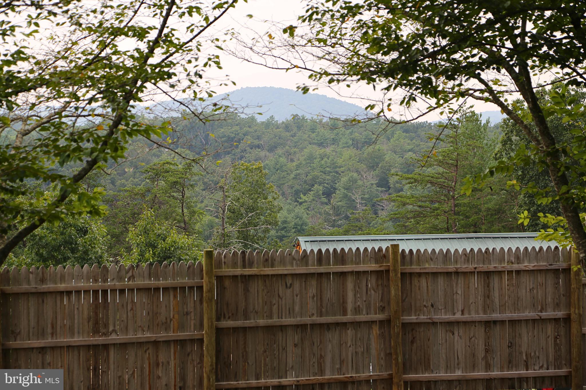 MATHIAS EST - Residential