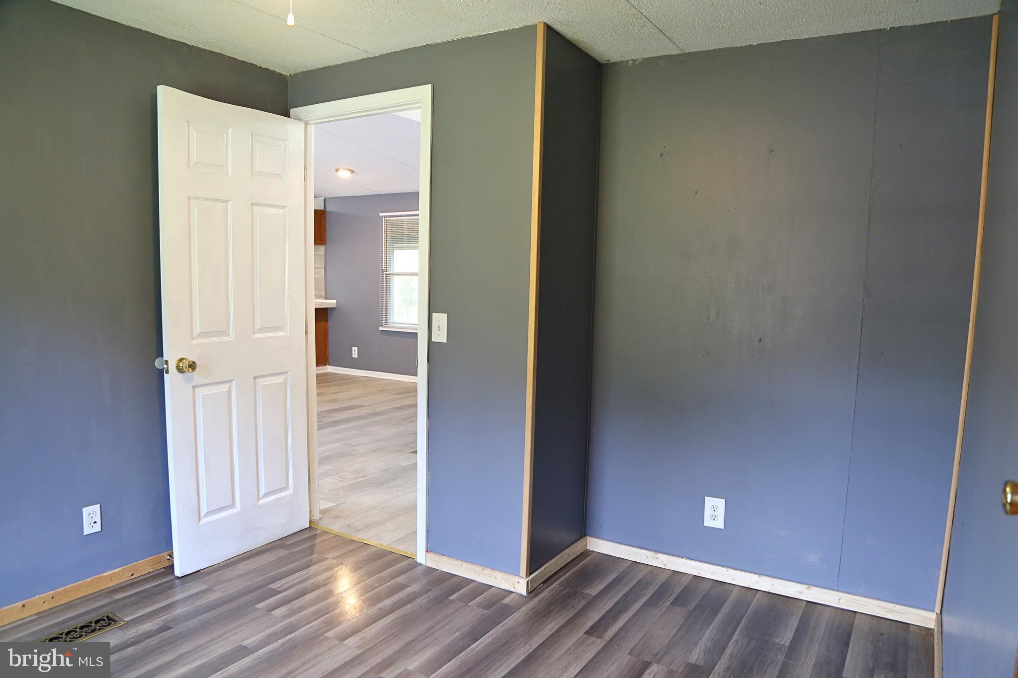 MATHIAS EST - Residential