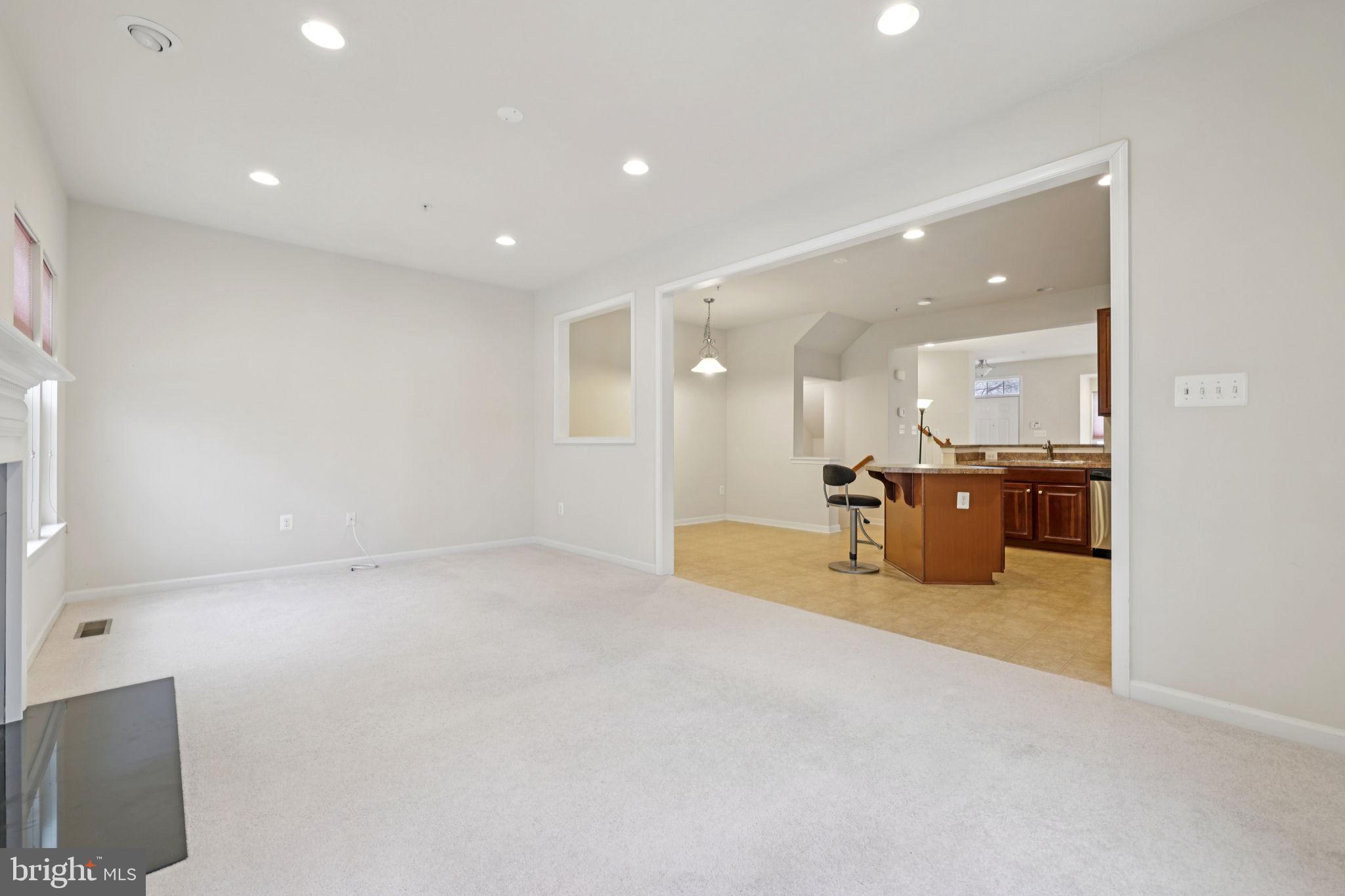 VILLAGES OF URBANA - Residential