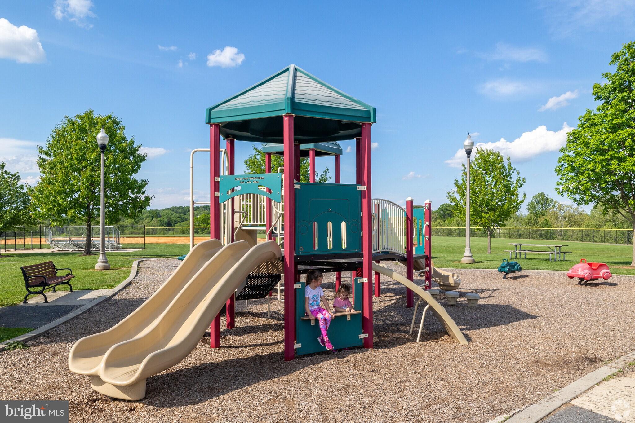 VILLAGES OF URBANA - Residential