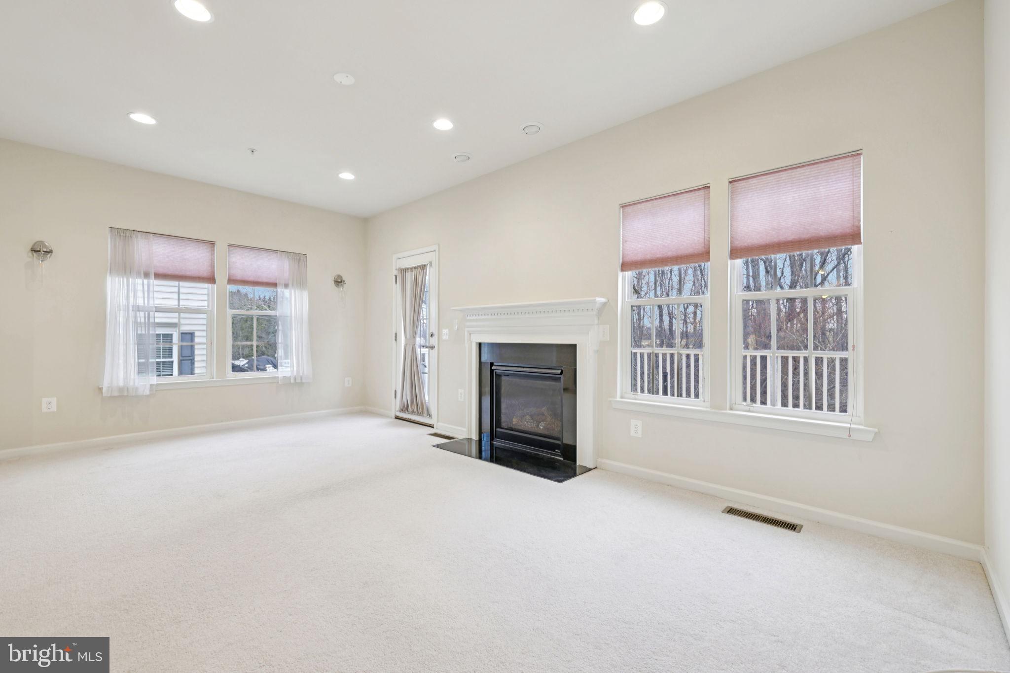 VILLAGES OF URBANA - Residential