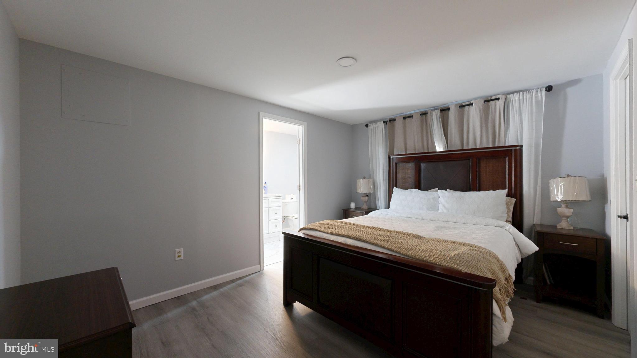 BAY CITY - Residential