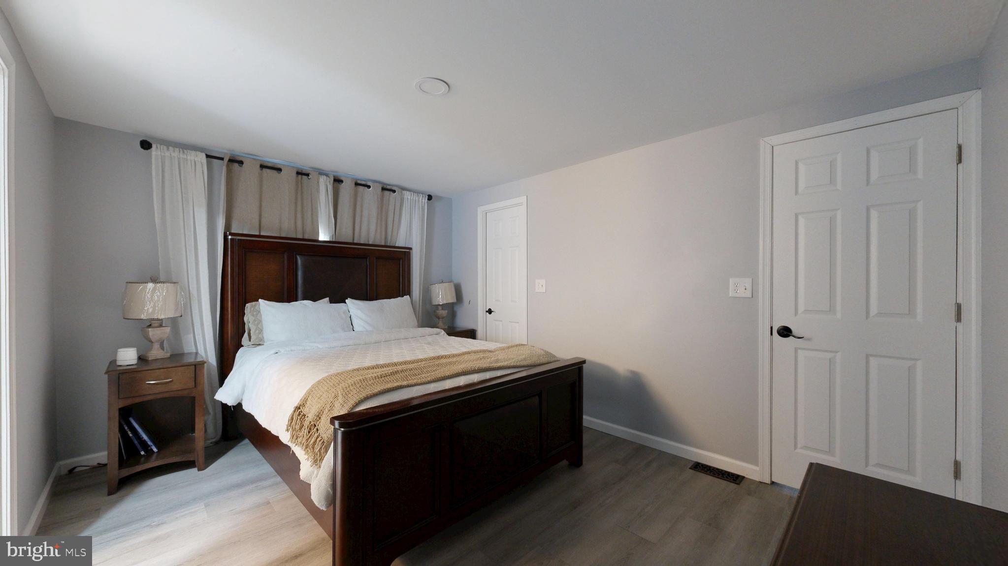 BAY CITY - Residential