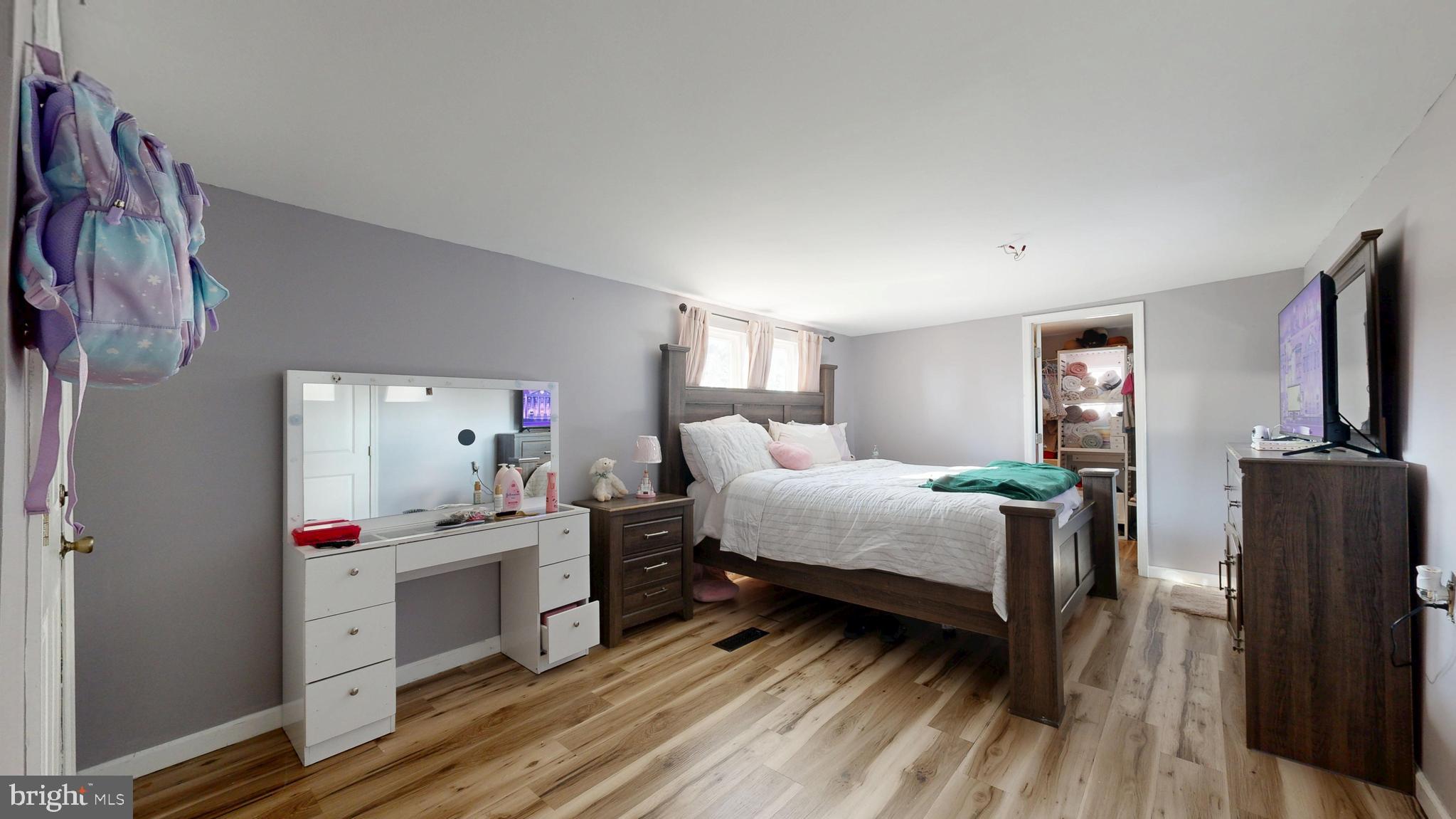 BAY CITY - Residential