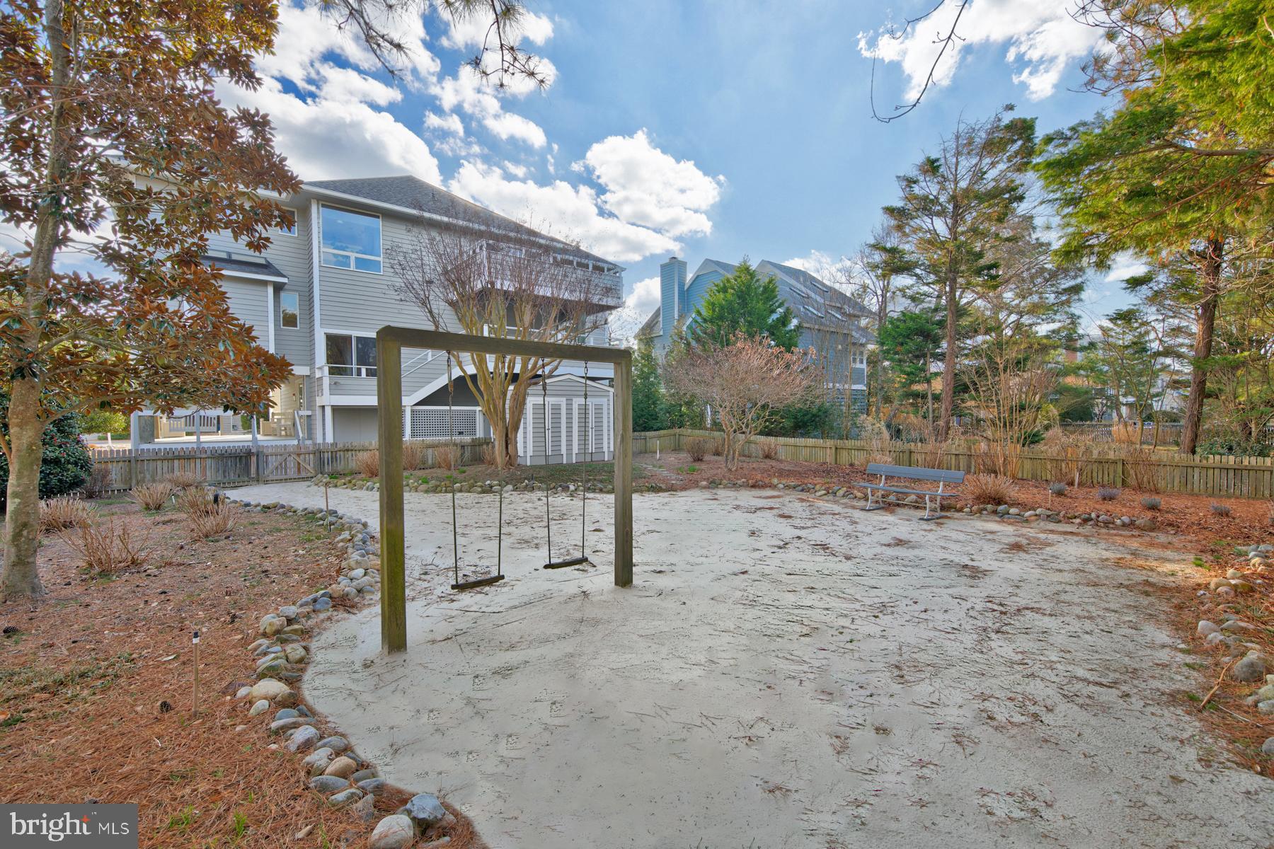 GULLS NEST - Residential