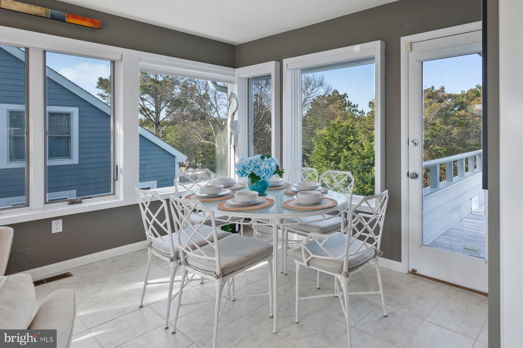 GULLS NEST - Residential