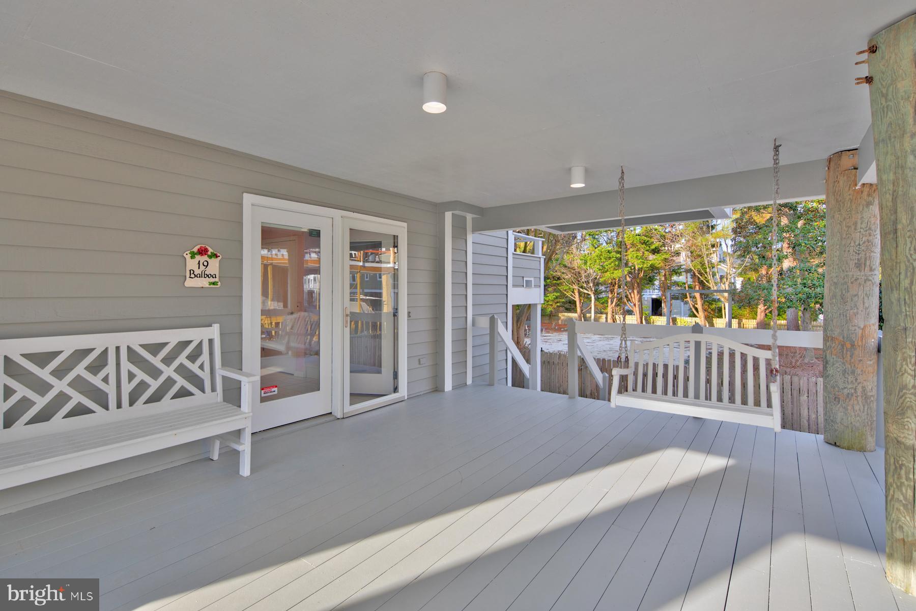 GULLS NEST - Residential