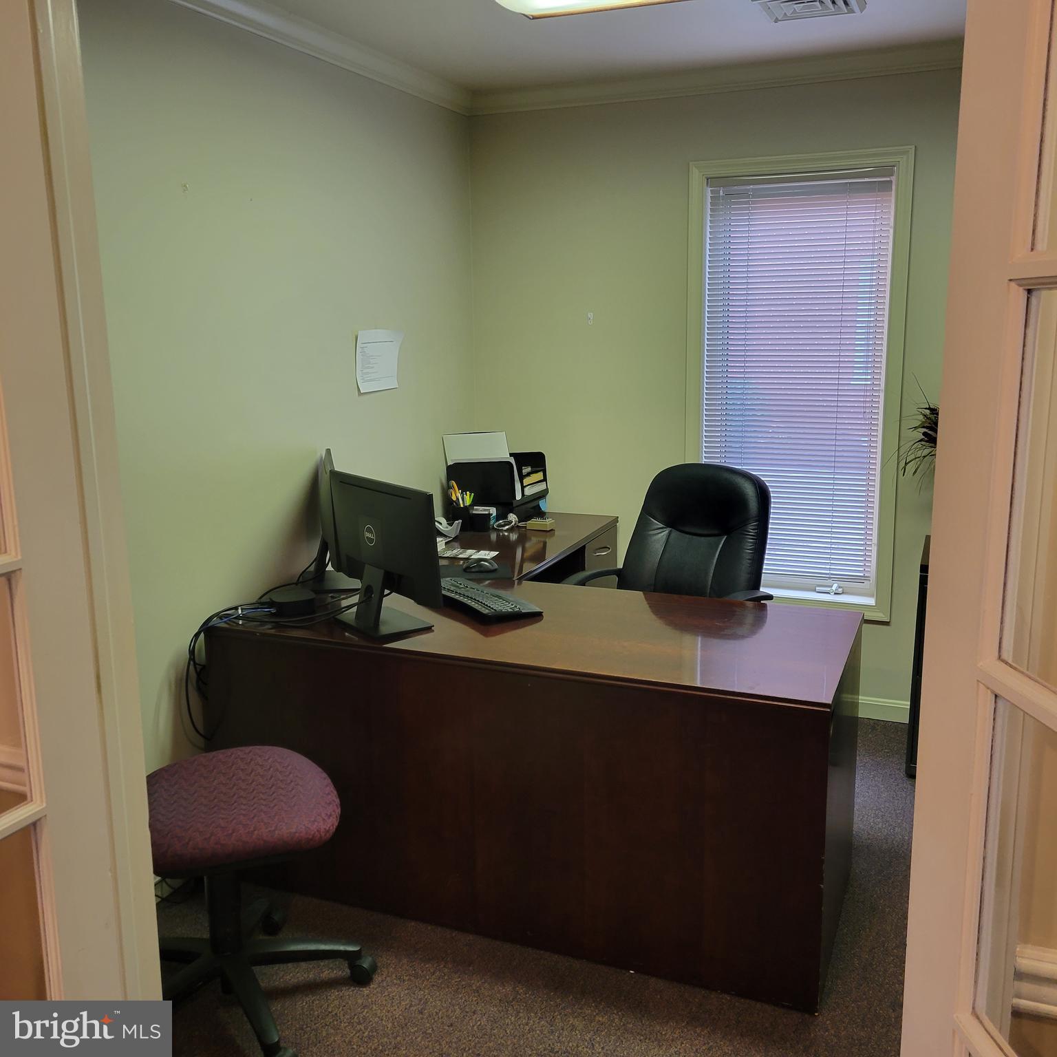 BUCHANAN TRAIL EAST - Commercial Lease