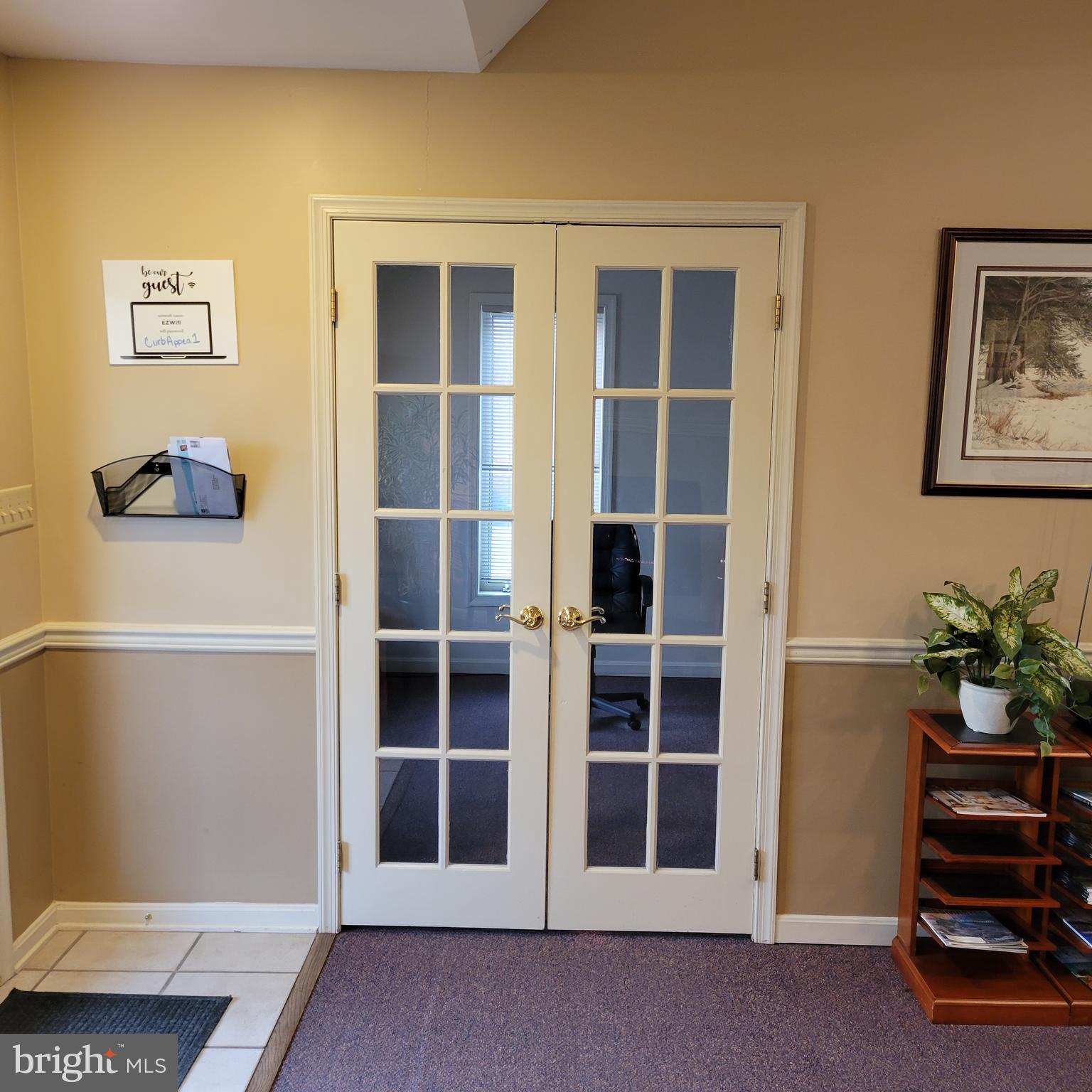 BUCHANAN TRAIL EAST - Commercial Lease