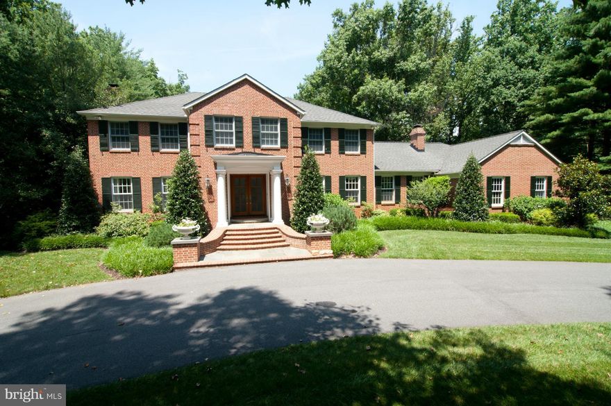 Impeccable all brick home in desirable Hill Farm on just under 1.5 acres.  Gourmet kitchen, wood paneled study with wood burning fireplace, 4 bedrooms all en-suite, huge lower level perfect for all ages, gorgeous blue stone and brick back patio overlooking lawn and small pond! These are just a few of the special features of this beautiful home. Totally renovated from the studs up in 2000.