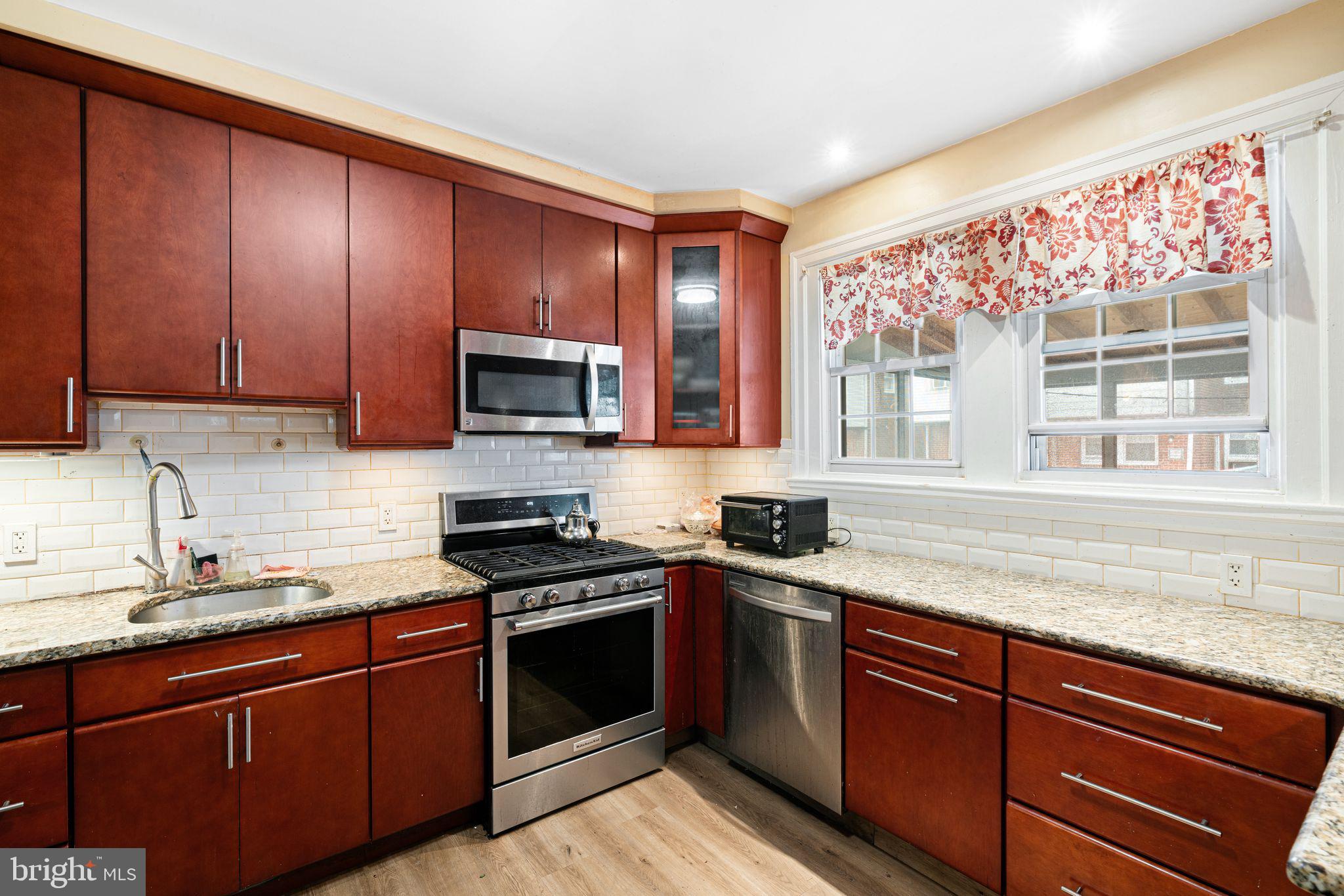 MAYFAIR - Residential