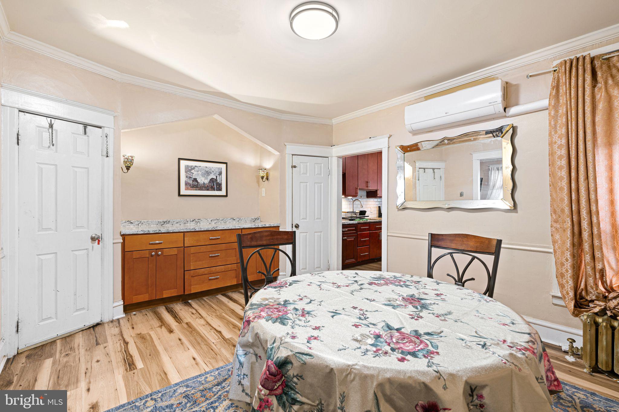 MAYFAIR - Residential