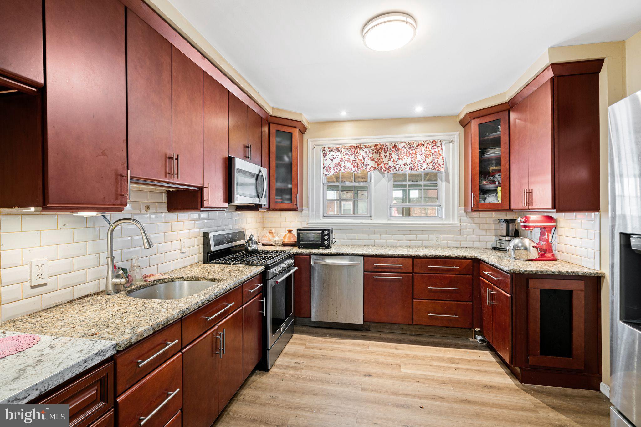 MAYFAIR - Residential