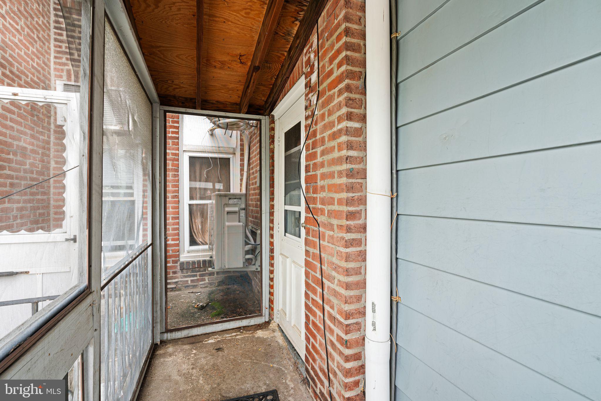 MAYFAIR - Residential