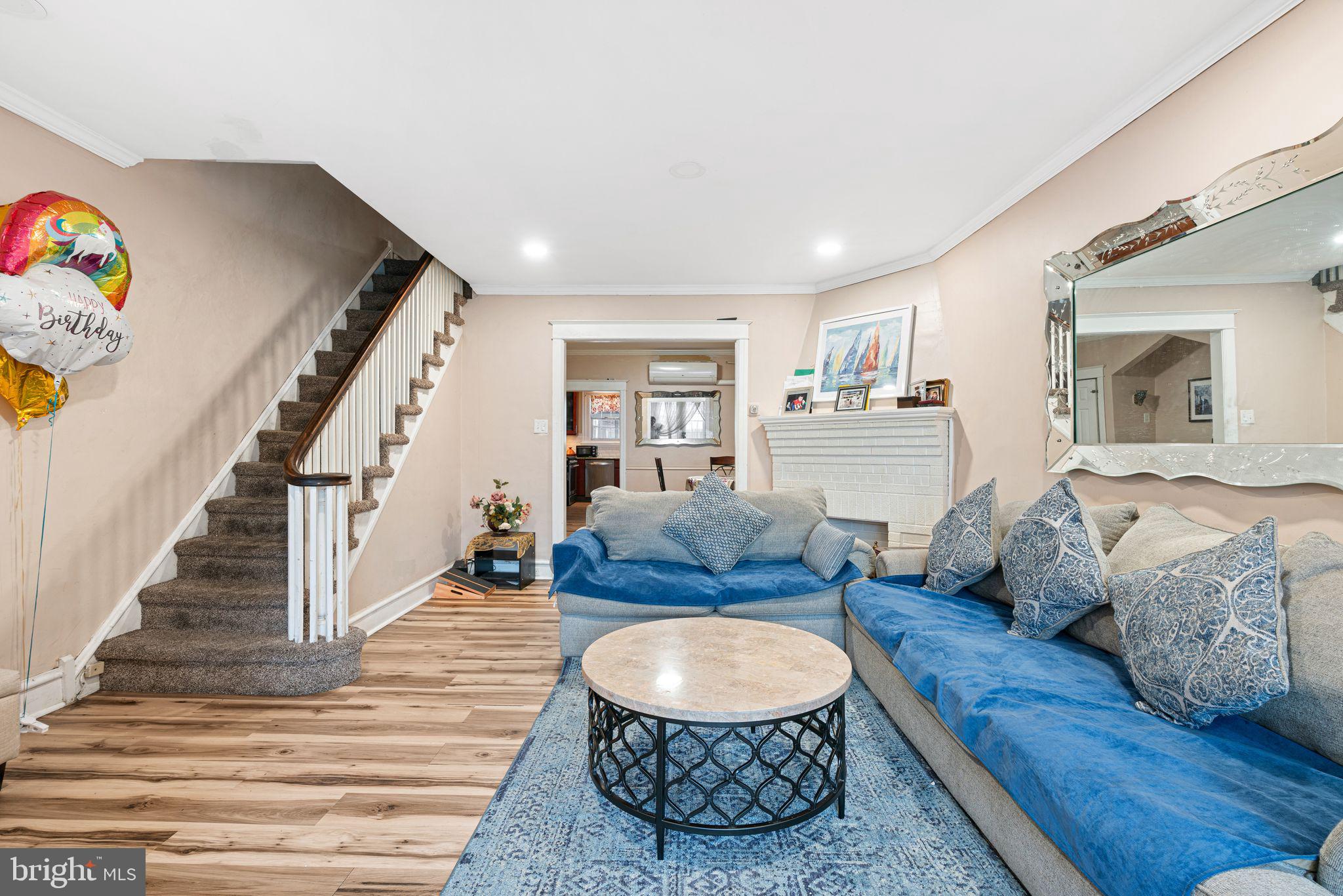 MAYFAIR - Residential