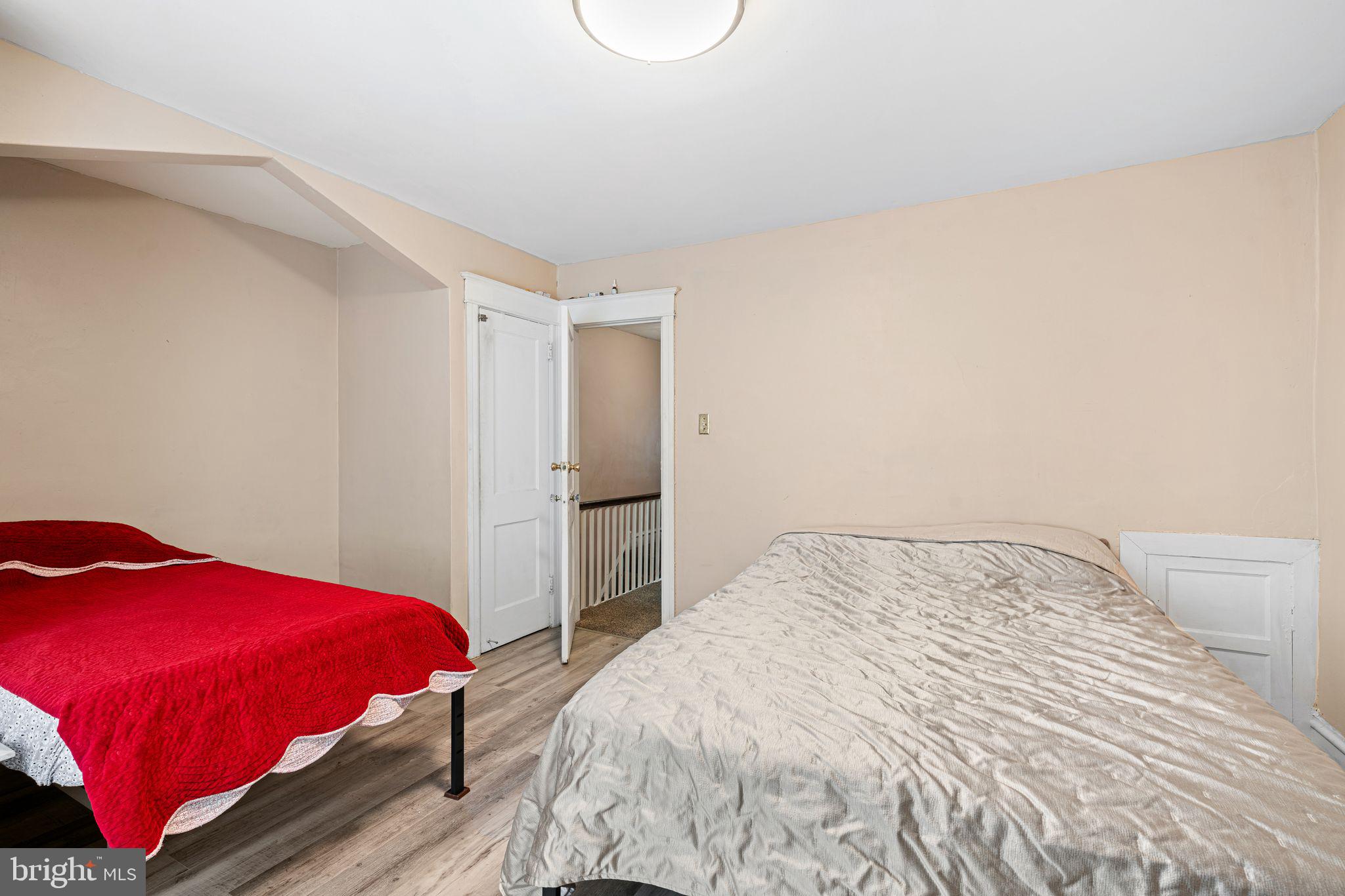 MAYFAIR - Residential