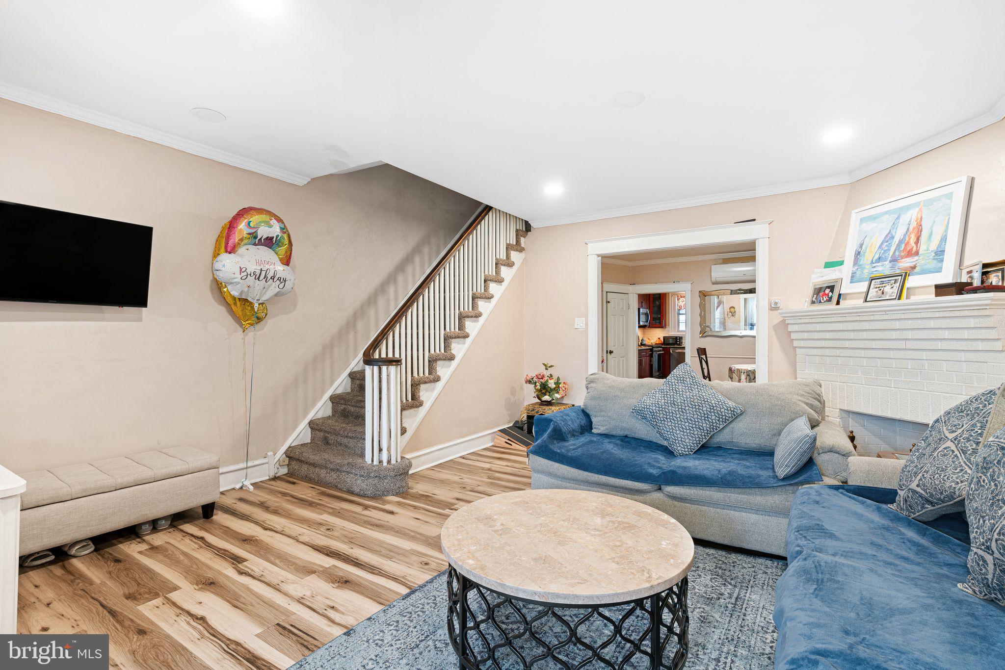 MAYFAIR - Residential