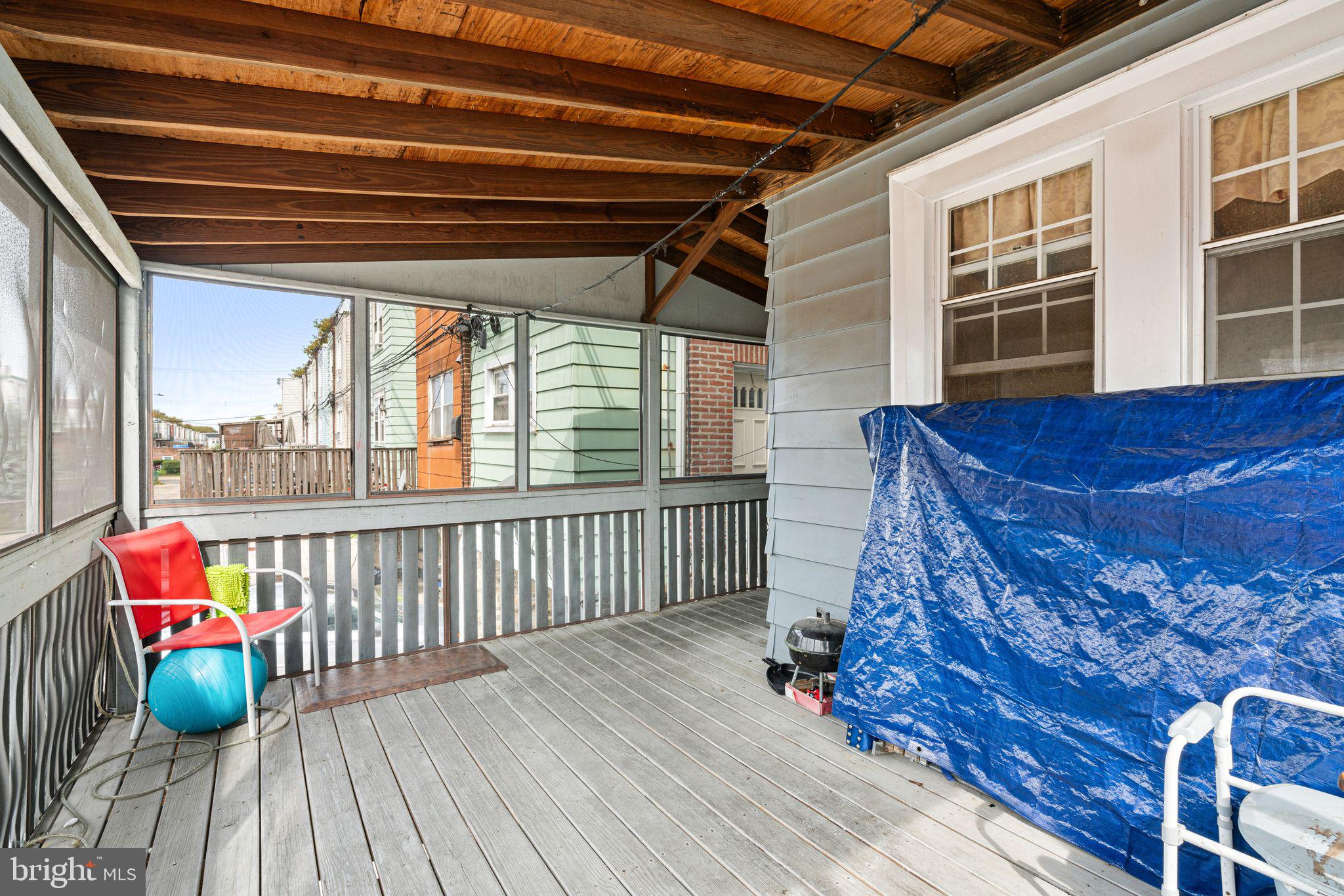 MAYFAIR - Residential