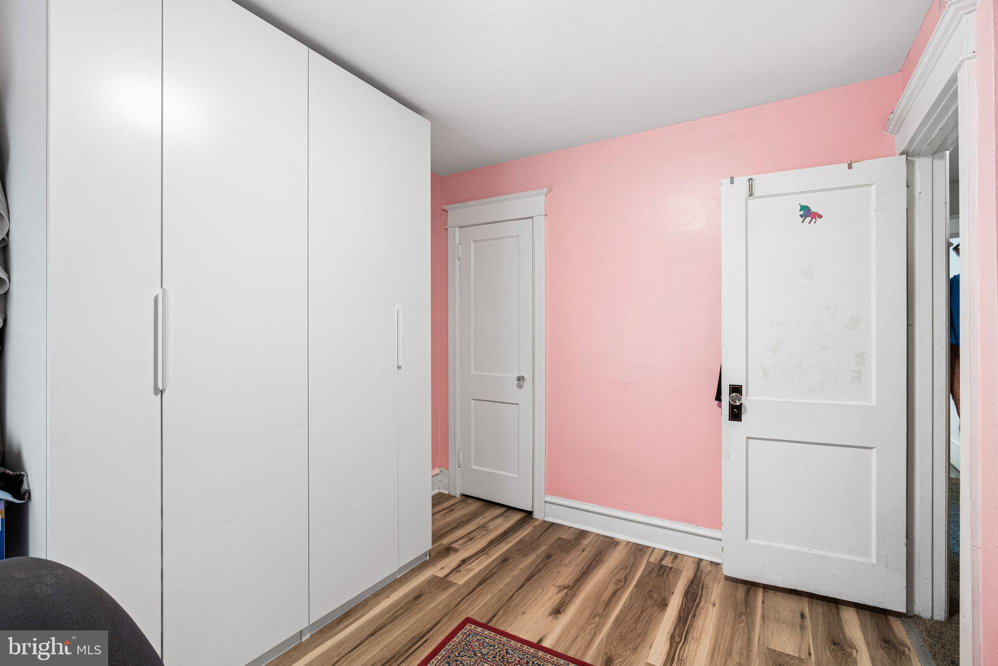 MAYFAIR - Residential