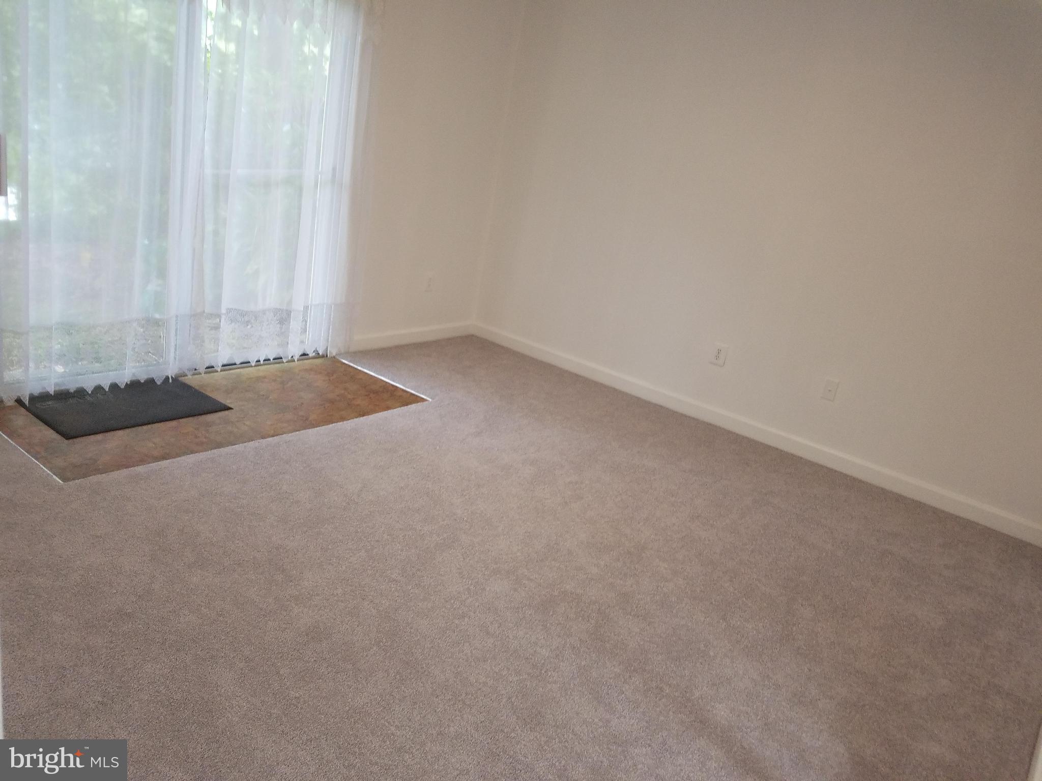 WALKERS CHOICE - Residential Lease