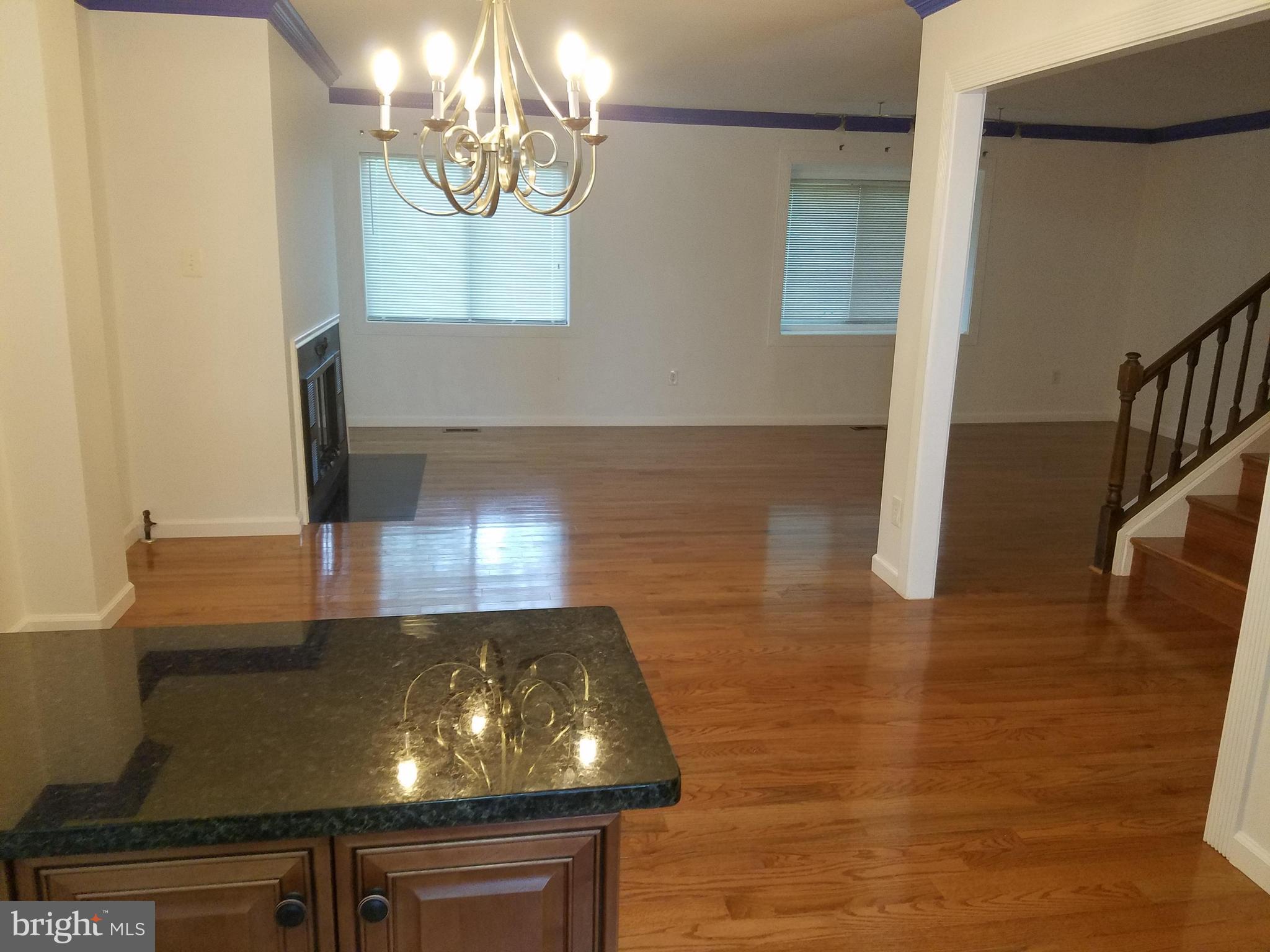 WALKERS CHOICE - Residential Lease