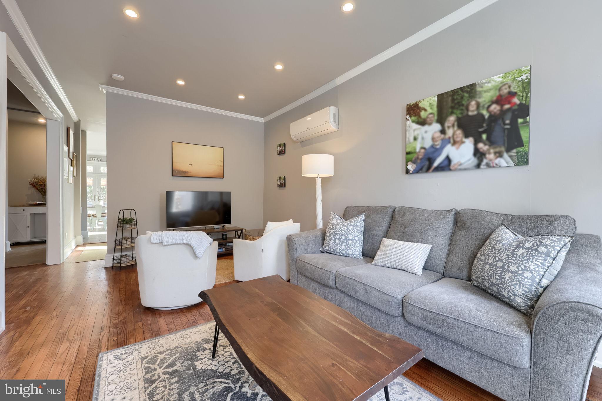 DOWNTOWN LANCASTER - Residential