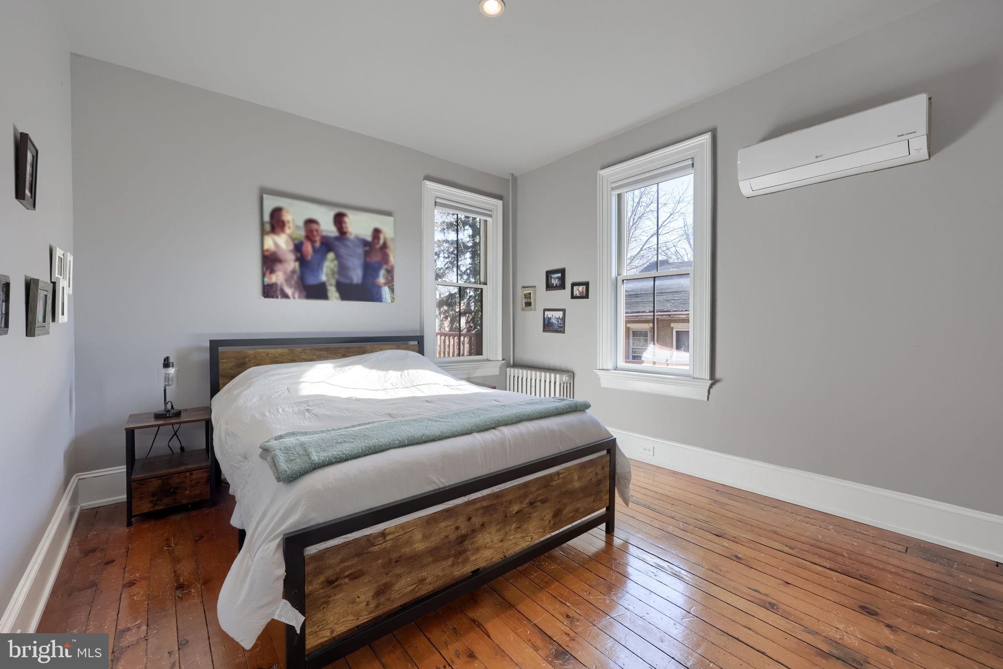 DOWNTOWN LANCASTER - Residential