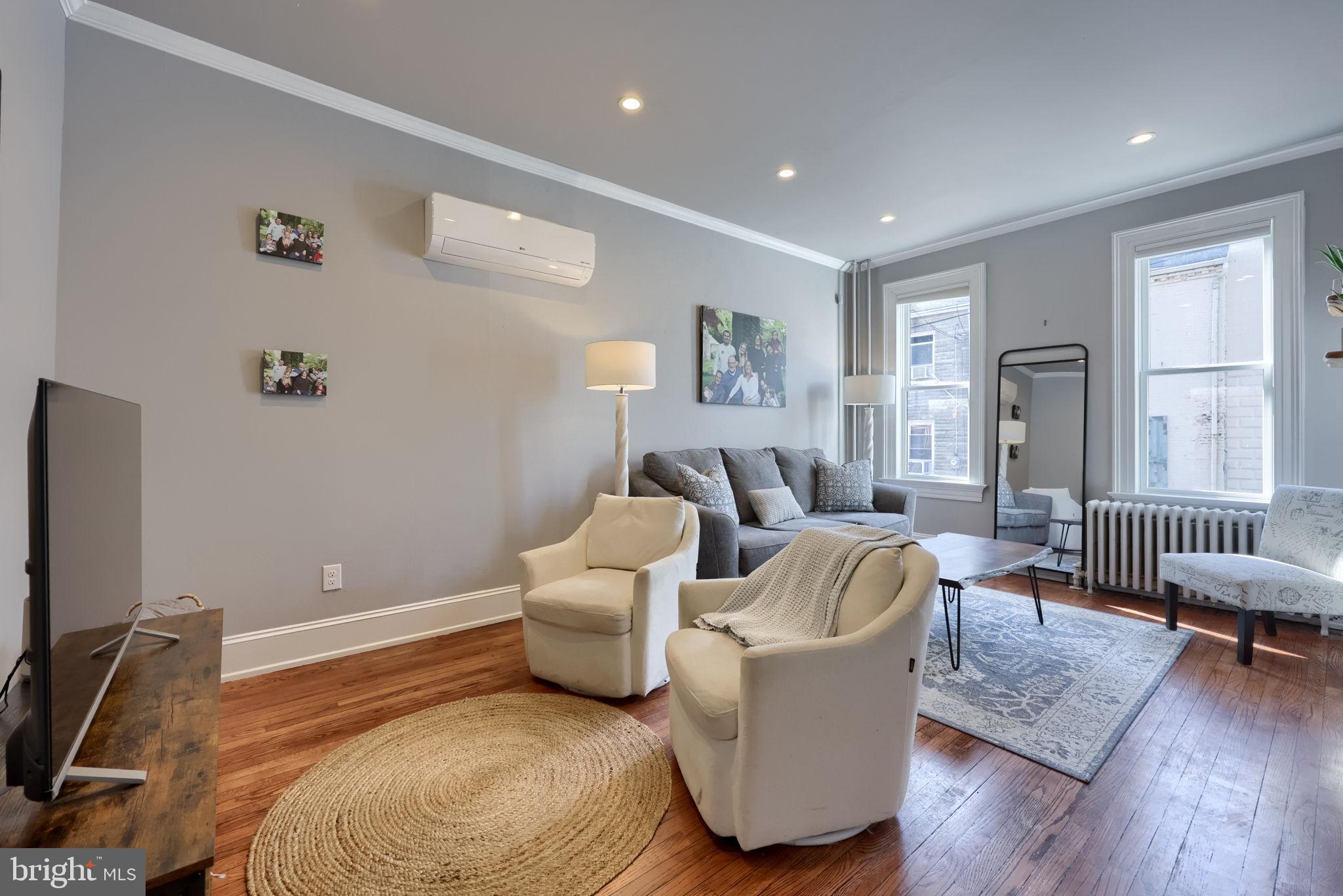 DOWNTOWN LANCASTER - Residential