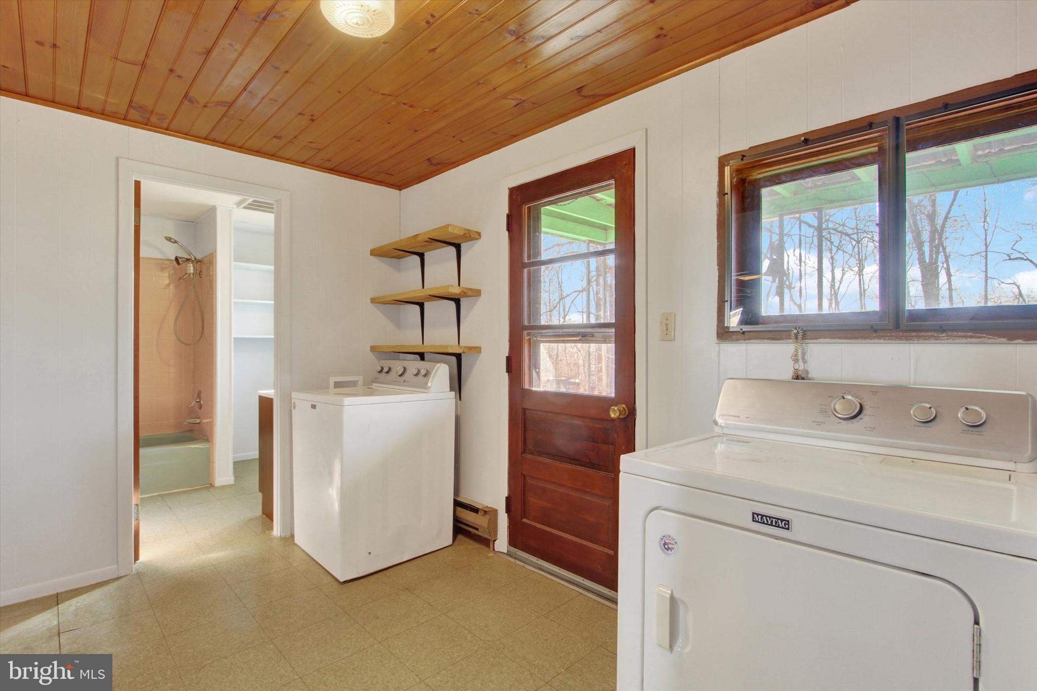 YORK SPRINGS - Residential