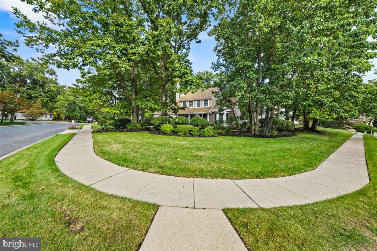 4 BERKSHIRE DRIVE