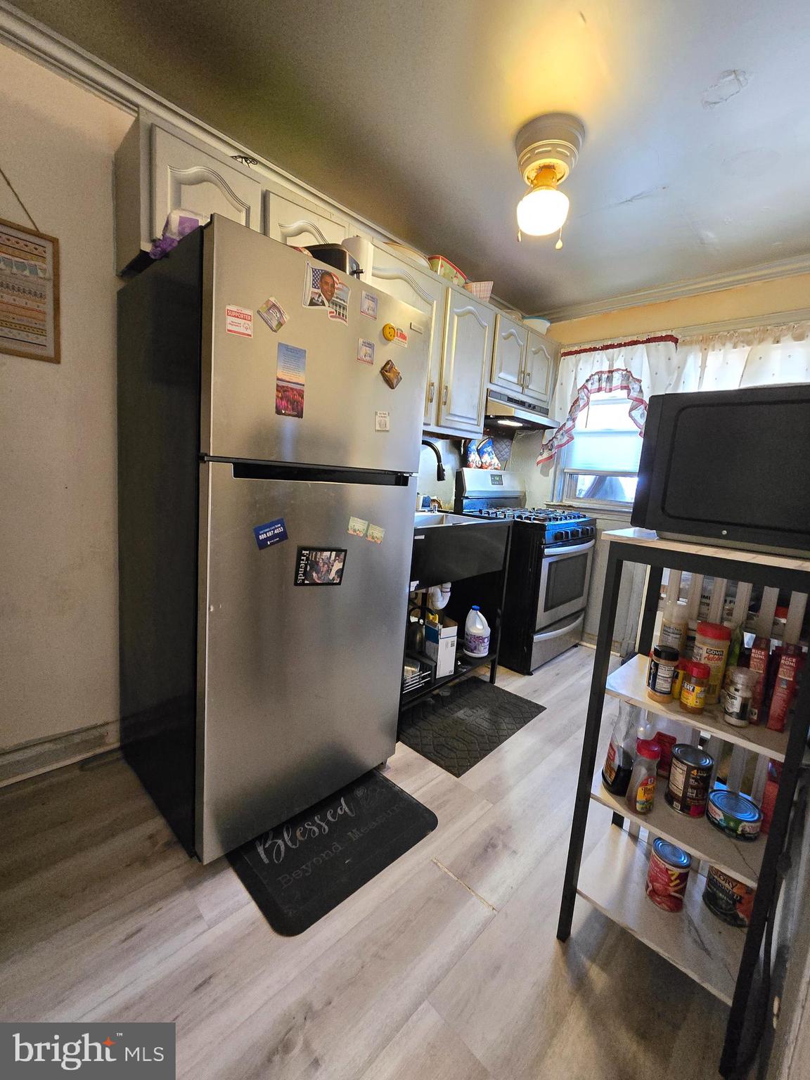 YALE HEIGHTS - Residential