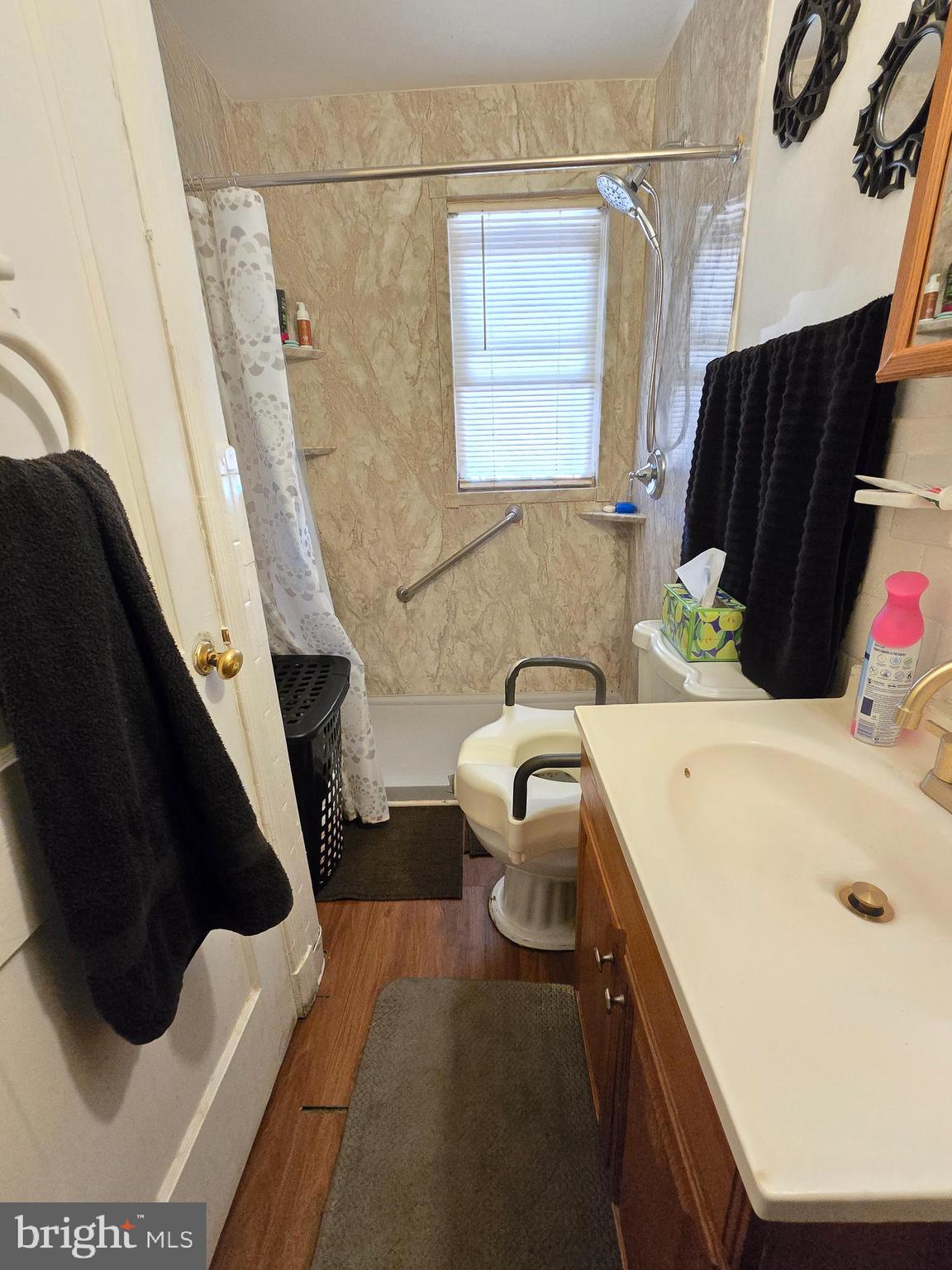 YALE HEIGHTS - Residential