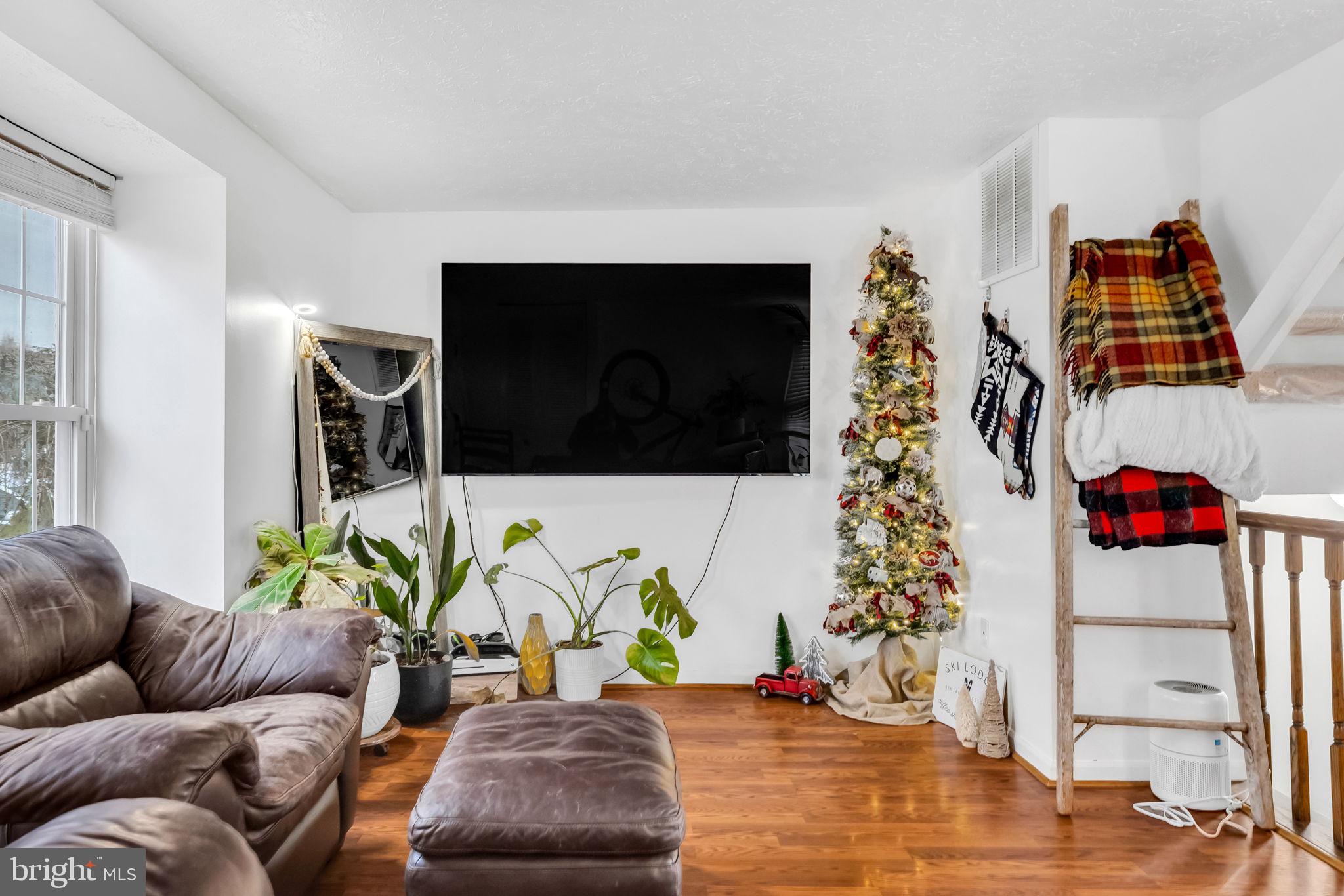 NEW BRITAIN - Residential